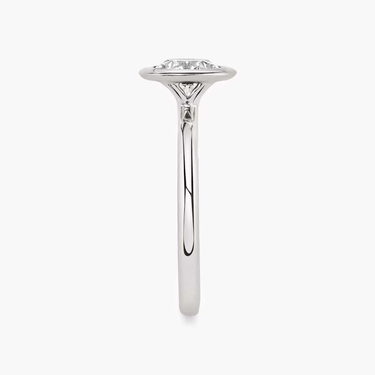 The Signature Bezel | Round Brilliant | 18k | White Gold | bandAccent: Plain | caratWeight: other | diamondOrientation: vertical