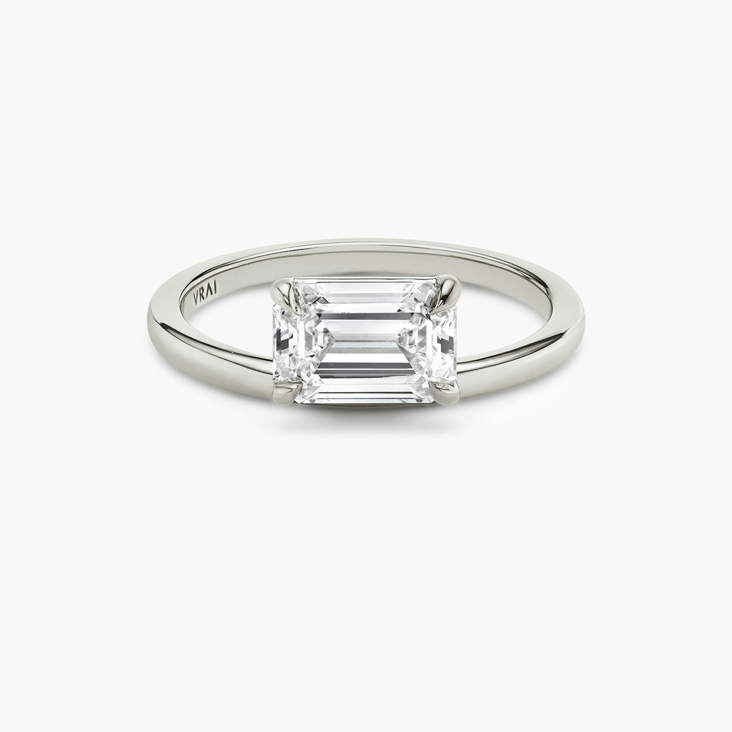 The Hover | Emerald | 18k | White Gold | bandAccent: Plain | diamondOrientation: vertical | caratWeight: other