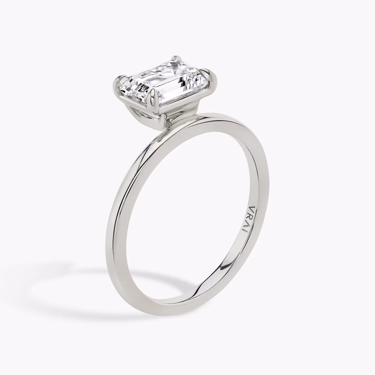 The Hover | Emerald | 18k | White Gold | bandAccent: Plain | diamondOrientation: vertical | caratWeight: other