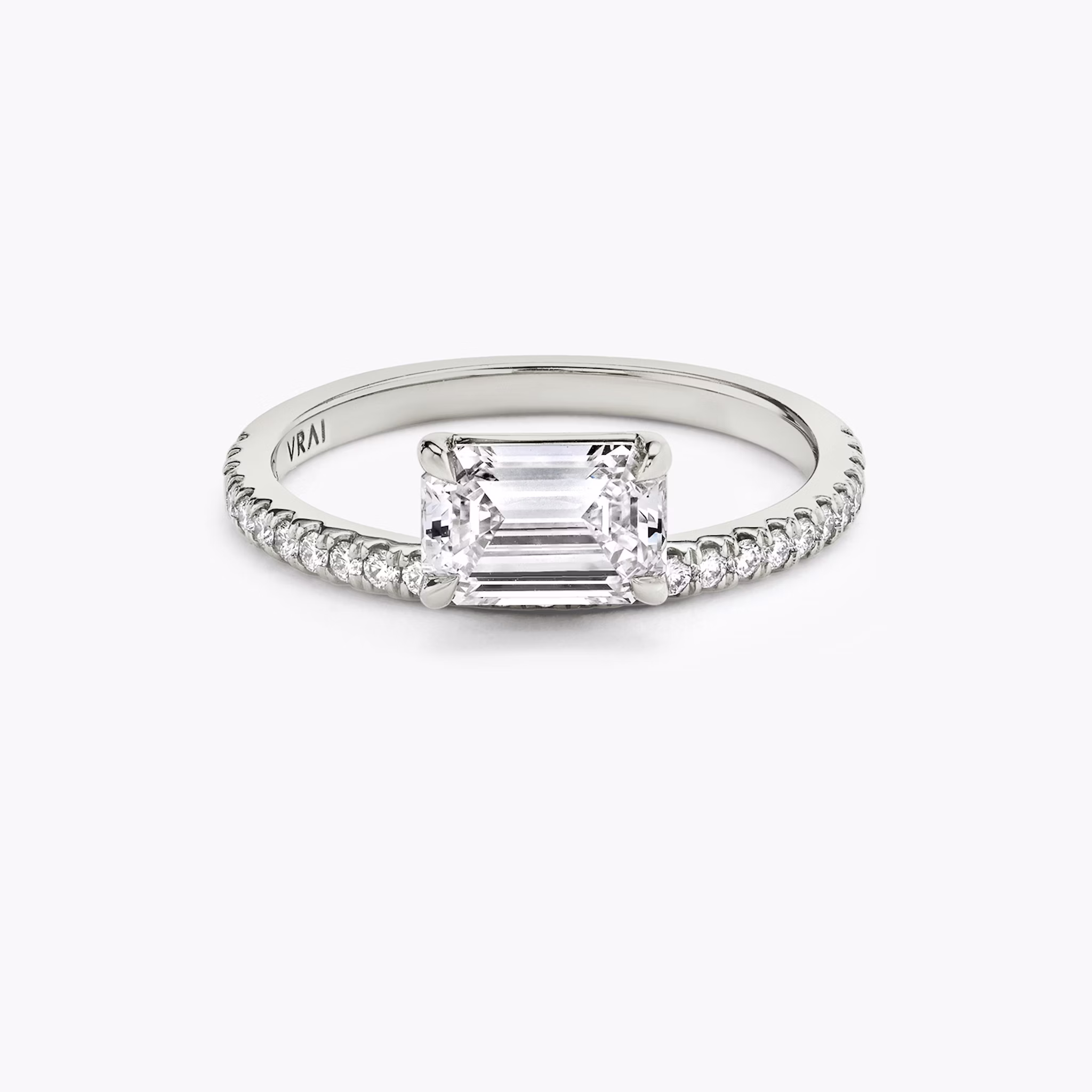 The Hover | Emerald | Platinum | bandAccent: Pavé | diamondOrientation: vertical | caratWeight: other