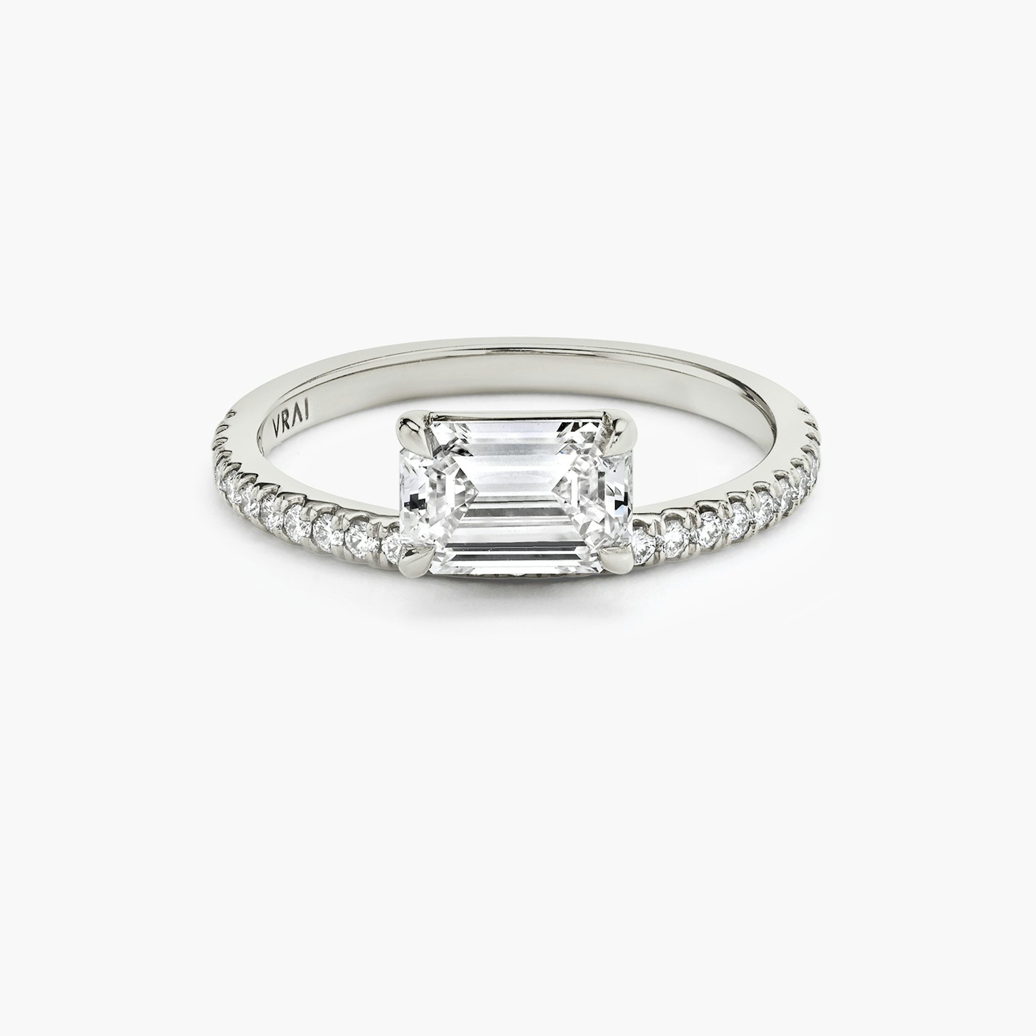 The Hover | Emerald | Platinum | bandAccent: Pavé | diamondOrientation: vertical | caratWeight: other