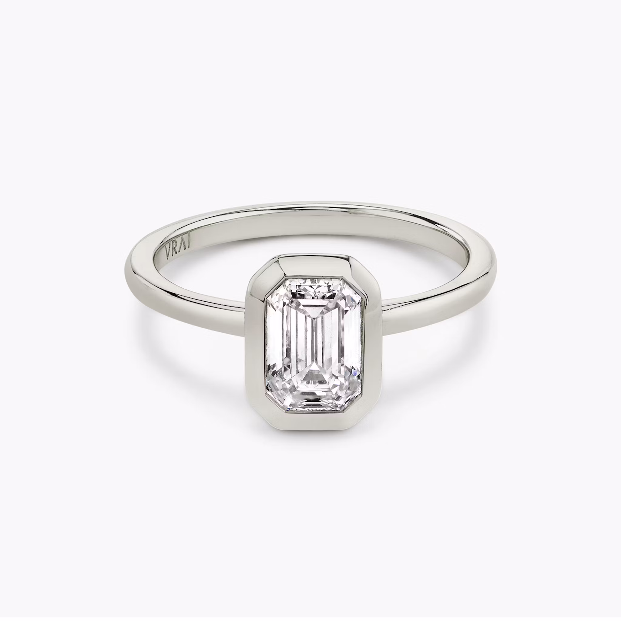 Signature Bezel Emerald | Platinum