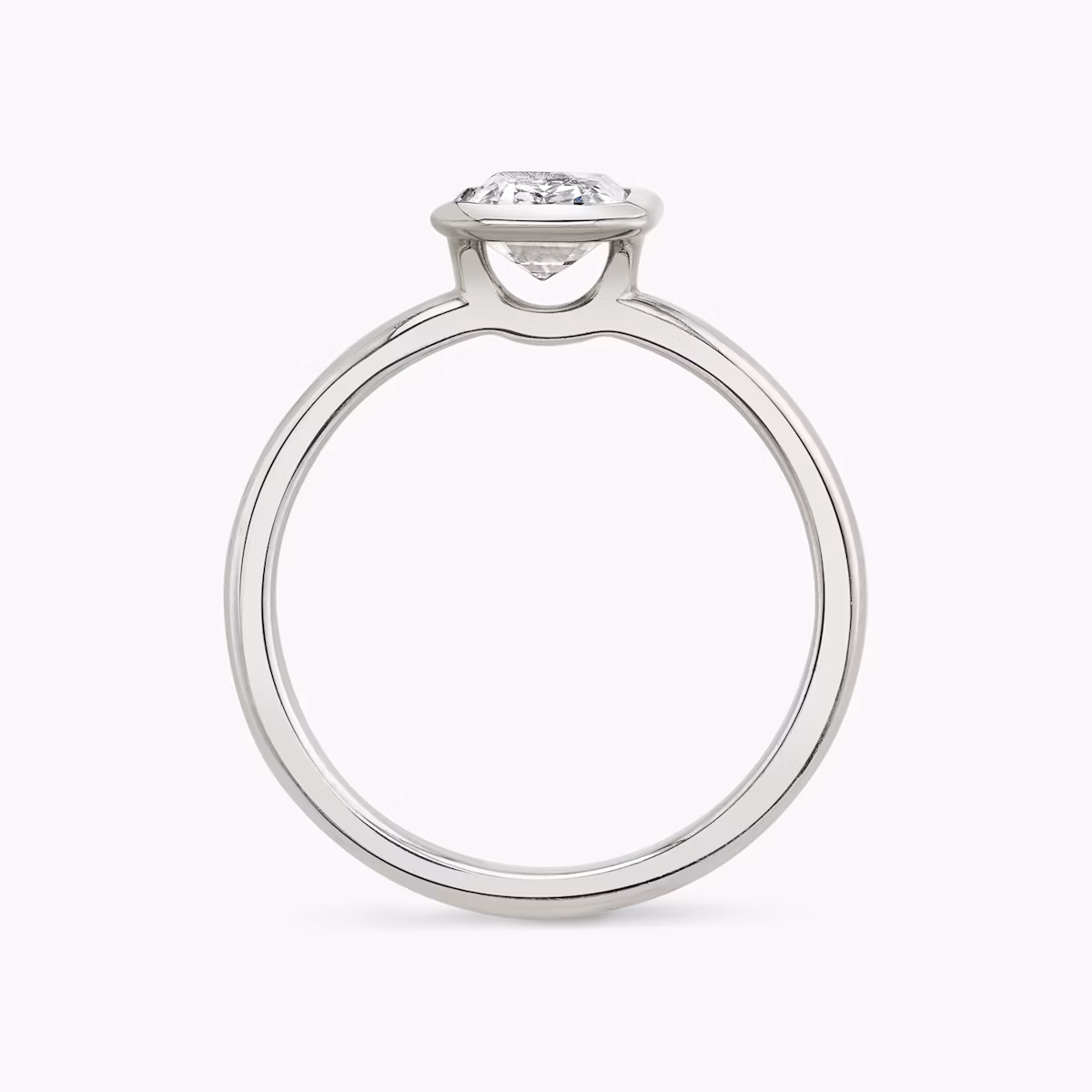 The Signature Bezel | Emerald | 18k | White Gold | bandAccent: Plain | diamondOrientation: vertical | caratWeight: other