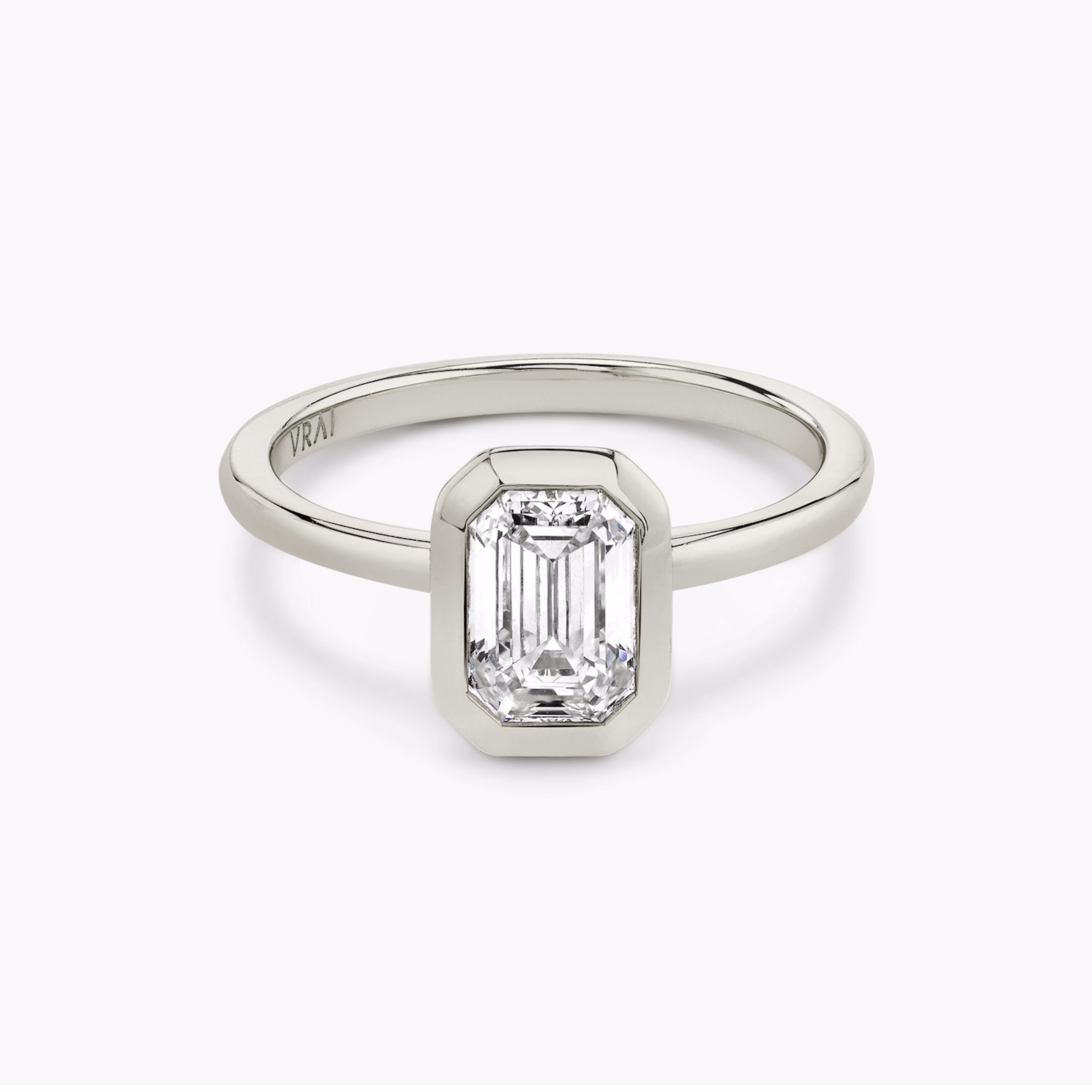 Bezel Emerald Diamond Ring