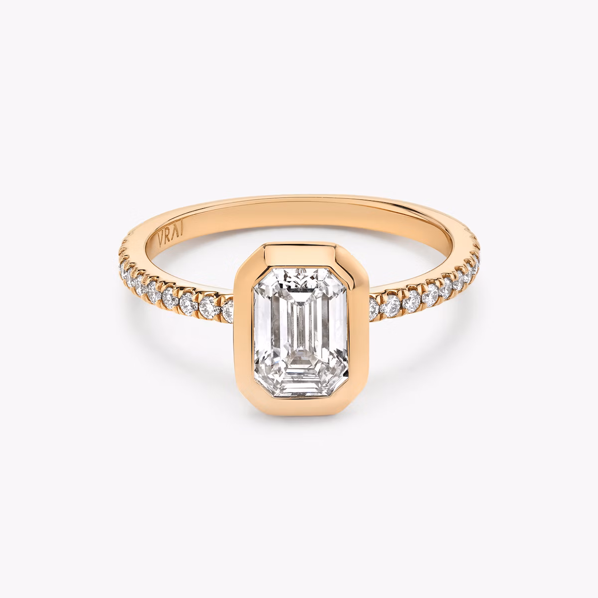 The Signature Bezel | Emerald | 14k | Rose Gold | bandAccent: Pavé | diamondOrientation: vertical | caratWeight: other