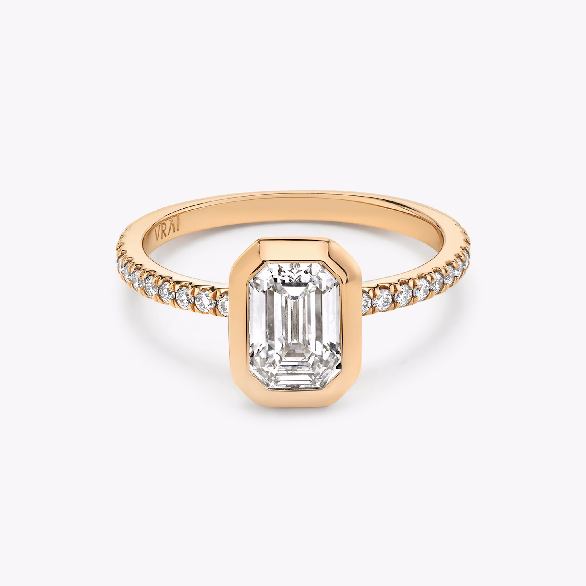The Signature Bezel | Emerald | 14k | Rose Gold | bandAccent: Pavé | diamondOrientation: vertical | caratWeight: other