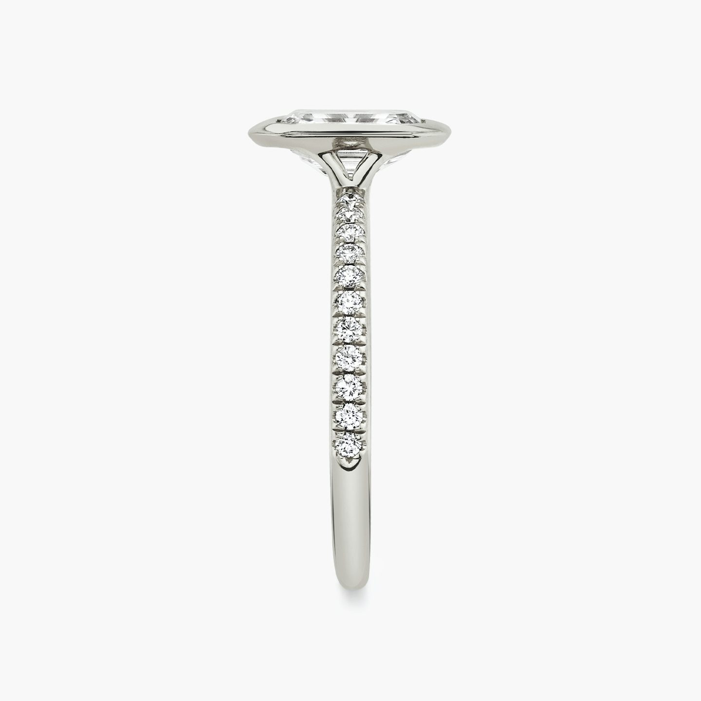 The Signature Bezel | Emerald | Platinum | bandAccent: Pavé | diamondOrientation: vertical | caratWeight: other