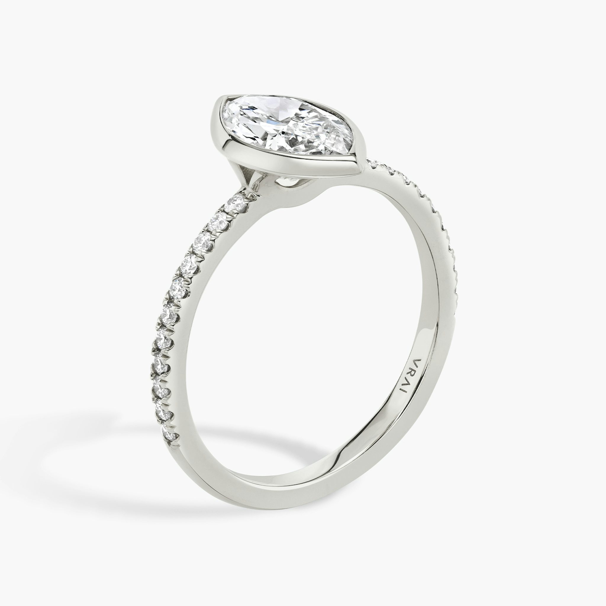 The Signature Bezel | Marquise | Platinum | bandAccent: Pavé | diamondOrientation: vertical | caratWeight: other