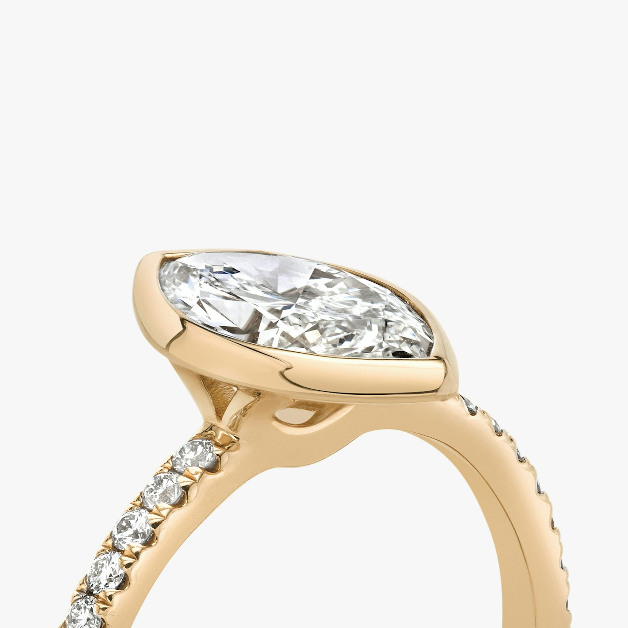 The Signature Bezel | Marquise | 14k | Rose Gold | bandAccent: Pavé | diamondOrientation: vertical | caratWeight: other