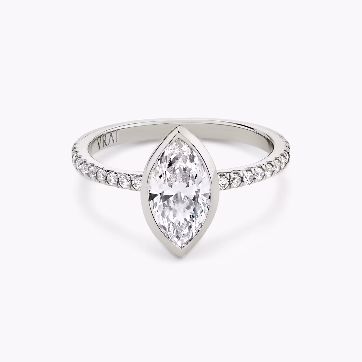 The Signature Bezel | Marquise | Platinum | bandAccent: Pavé | diamondOrientation: vertical | caratWeight: other