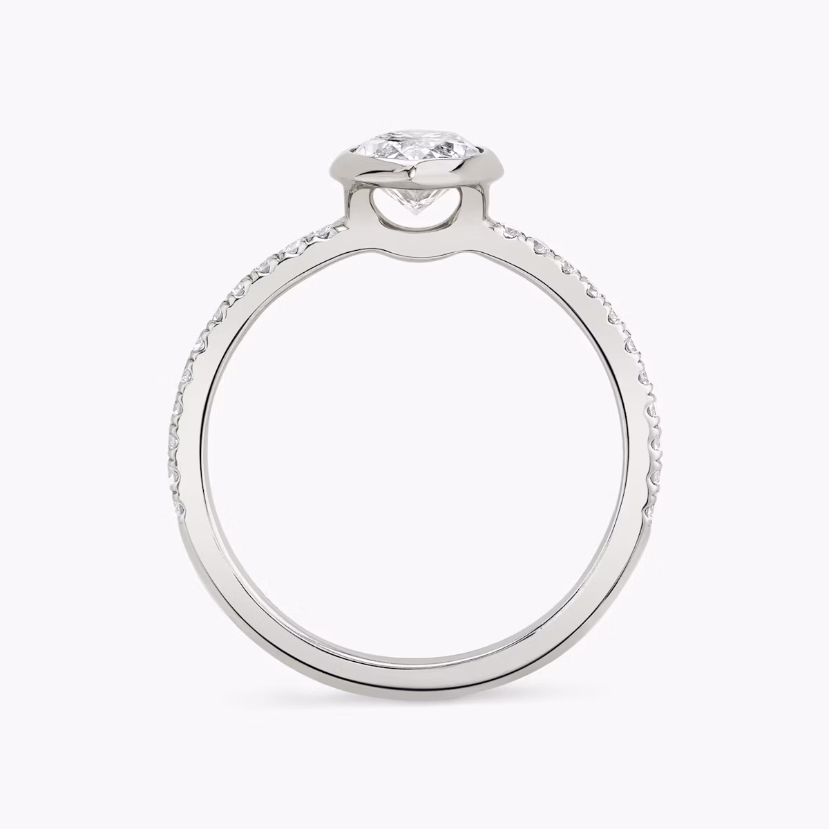 The Signature Bezel | Marquise | Platinum | bandAccent: Pavé | diamondOrientation: vertical | caratWeight: other