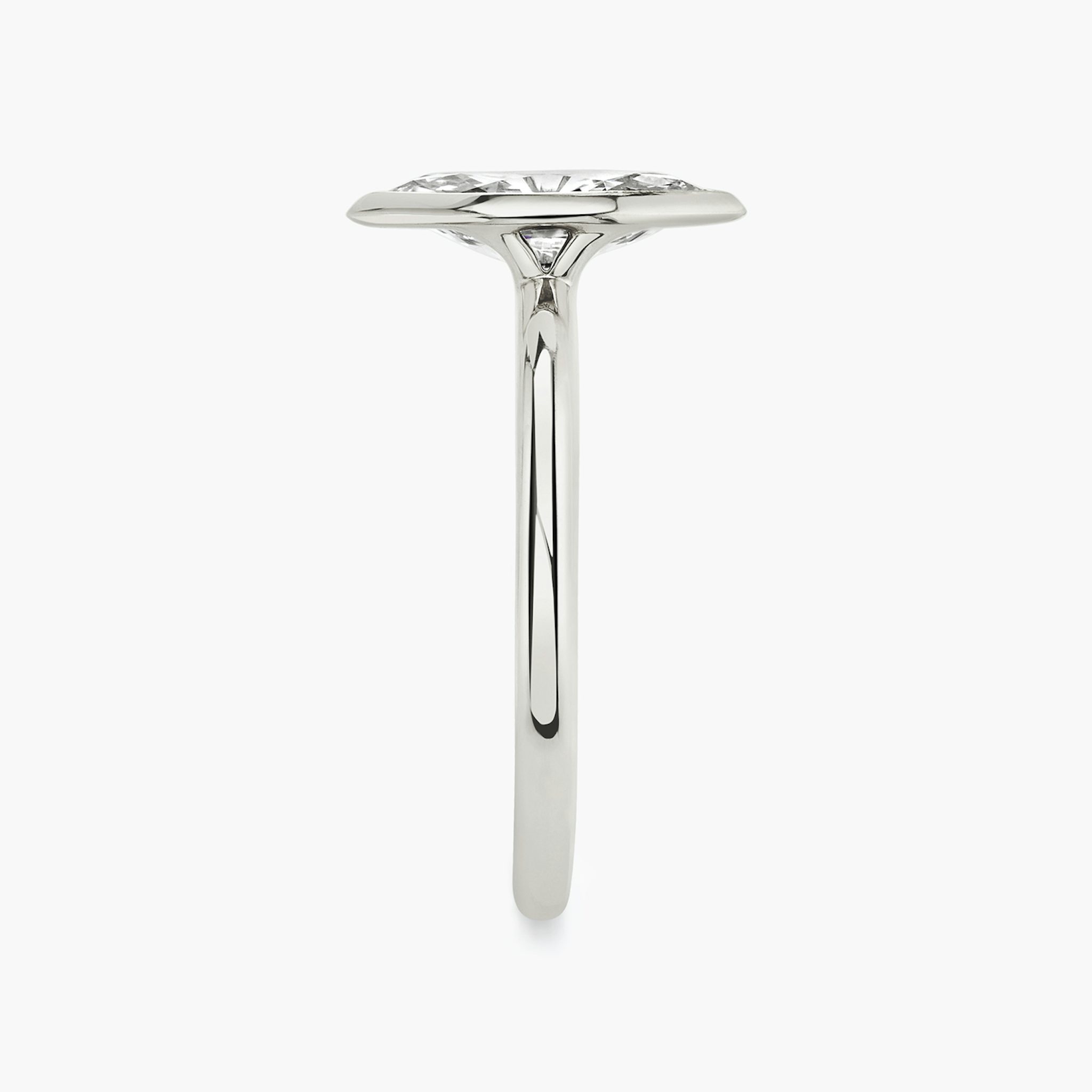 The Signature Bezel | Marquise | Platinum | bandAccent: Plain | diamondOrientation: vertical | caratWeight: other