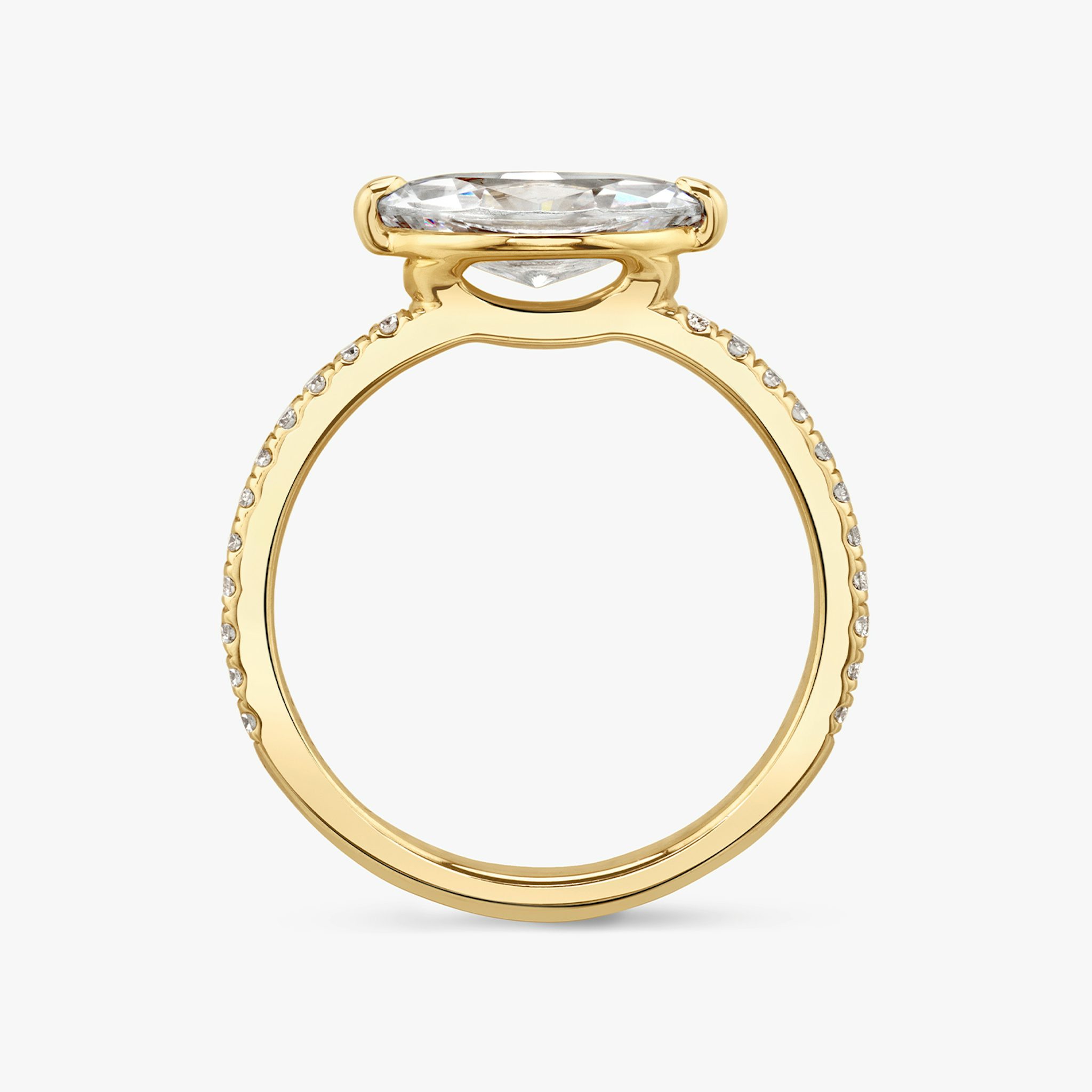 The Signature | Marquise | 18k | Yellow Gold | bandAccent: Pavé | bandWidth: standard | diamondOrientation: horizontal | hiddenHalo: no | caratWeight: other