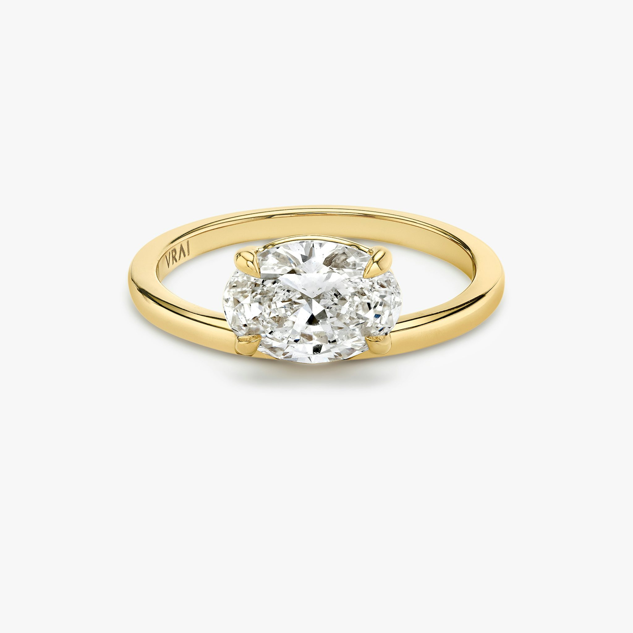 The Hover | Oval | 18k | Yellow Gold | bandAccent: Plain | diamondOrientation: vertical | caratWeight: other