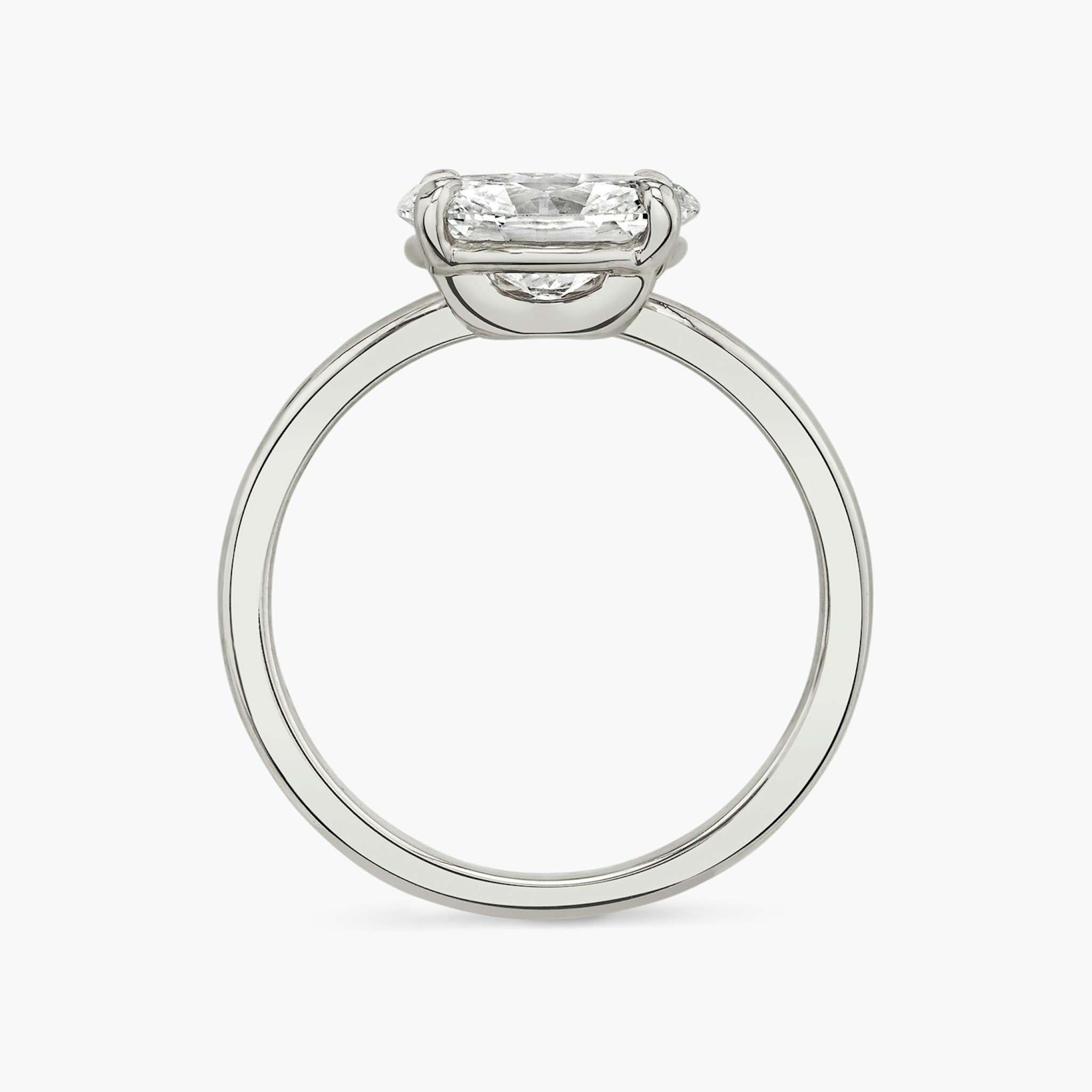 The Hover | Oval | 18k | White Gold | bandAccent: Plain | diamondOrientation: vertical | caratWeight: other
