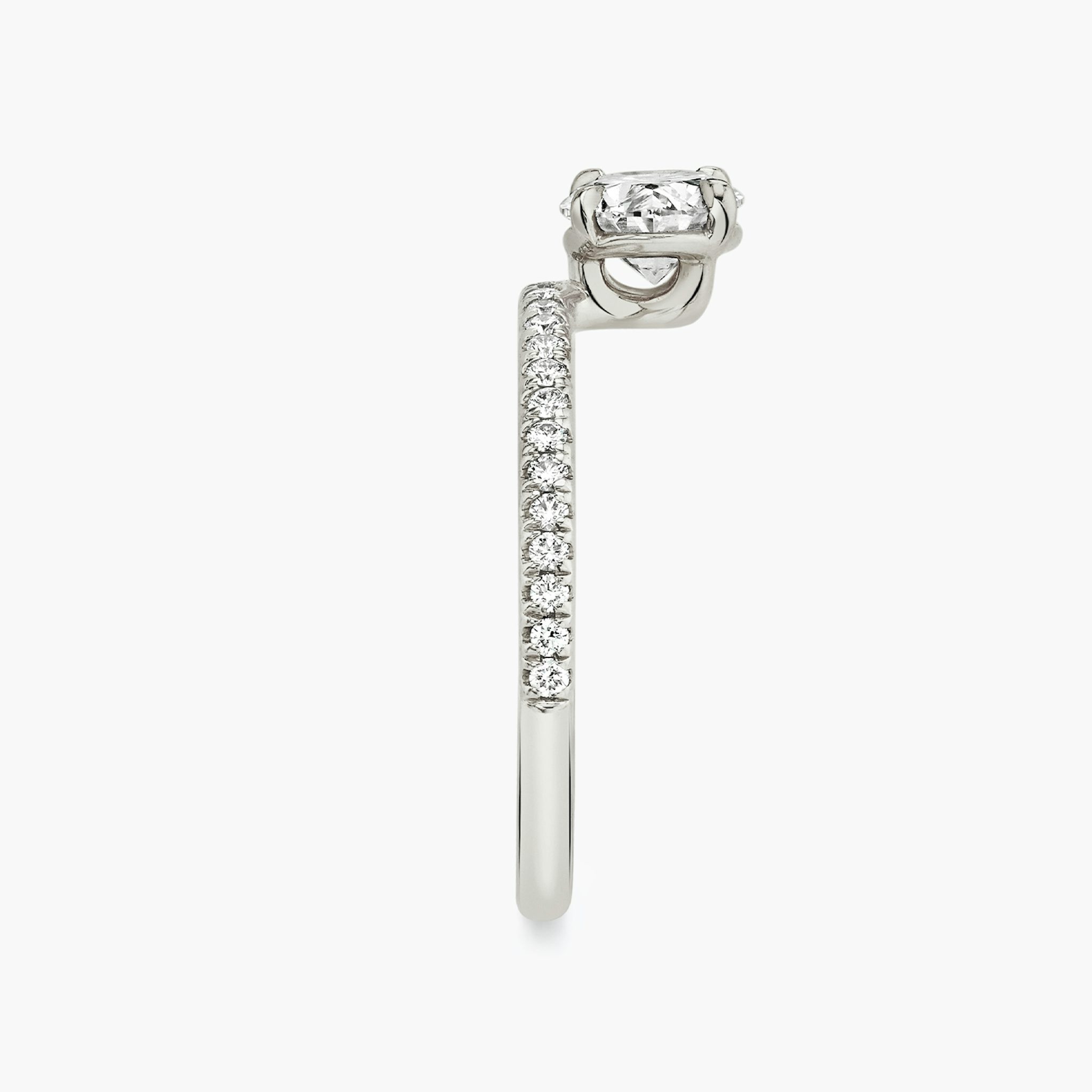 The Hover | Oval | 18k | White Gold | bandAccent: Pavé | diamondOrientation: vertical | caratWeight: other