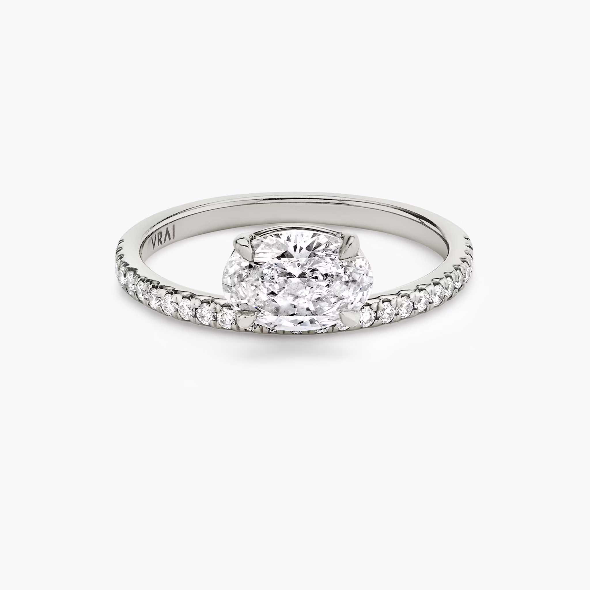 The Hover | Oval | Platinum | bandAccent: Pavé | diamondOrientation: vertical | caratWeight: other