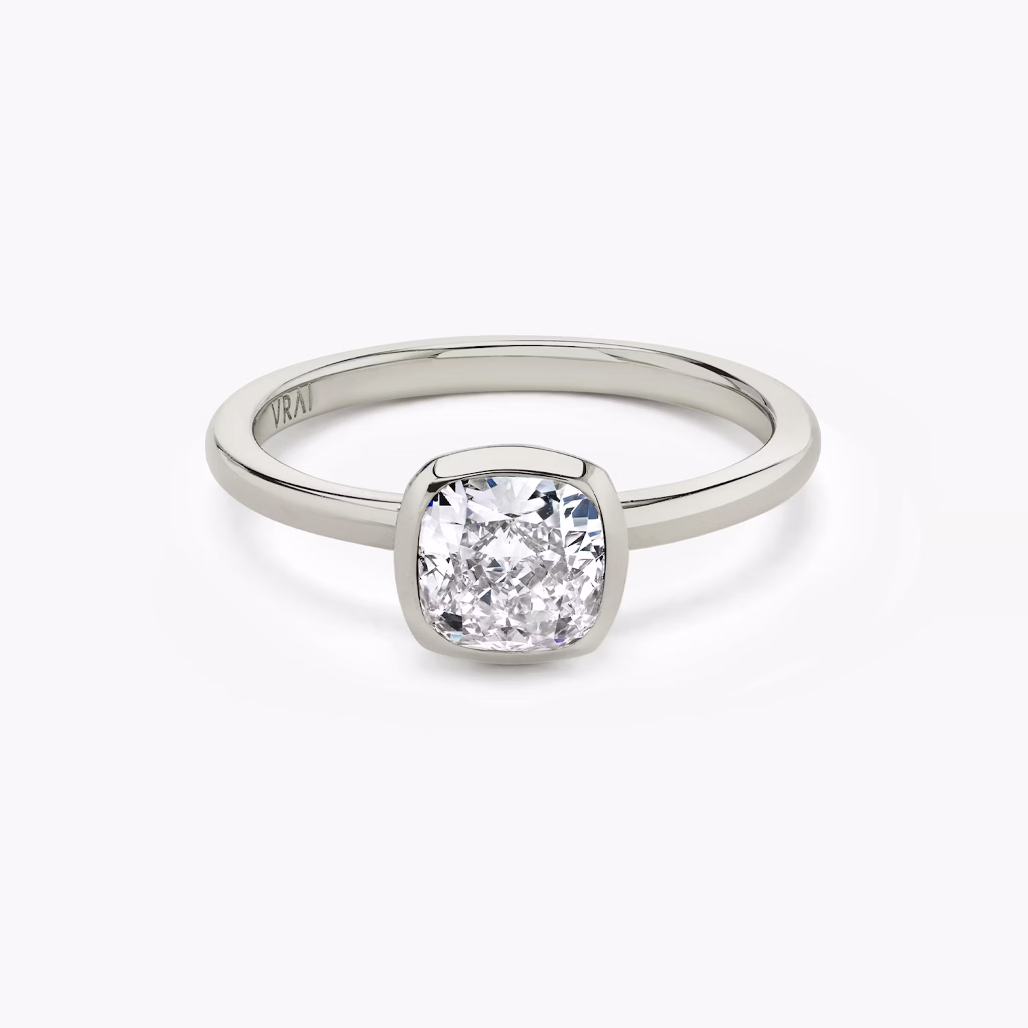 Signature Bezel Cushion | Platinum