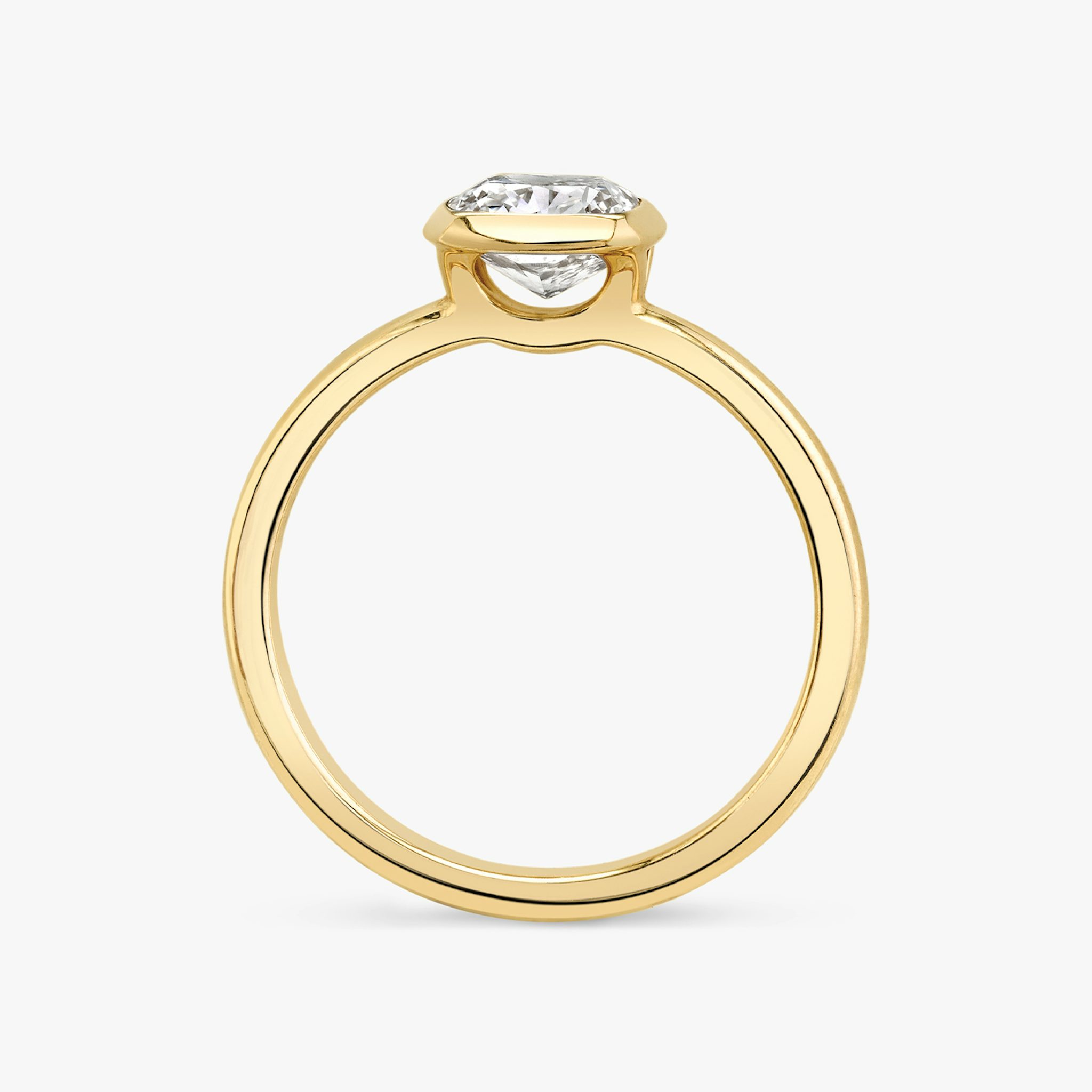 The Signature Bezel | Cushion | 18k | Yellow Gold | bandAccent: Plain | diamondOrientation: vertical | caratWeight: other