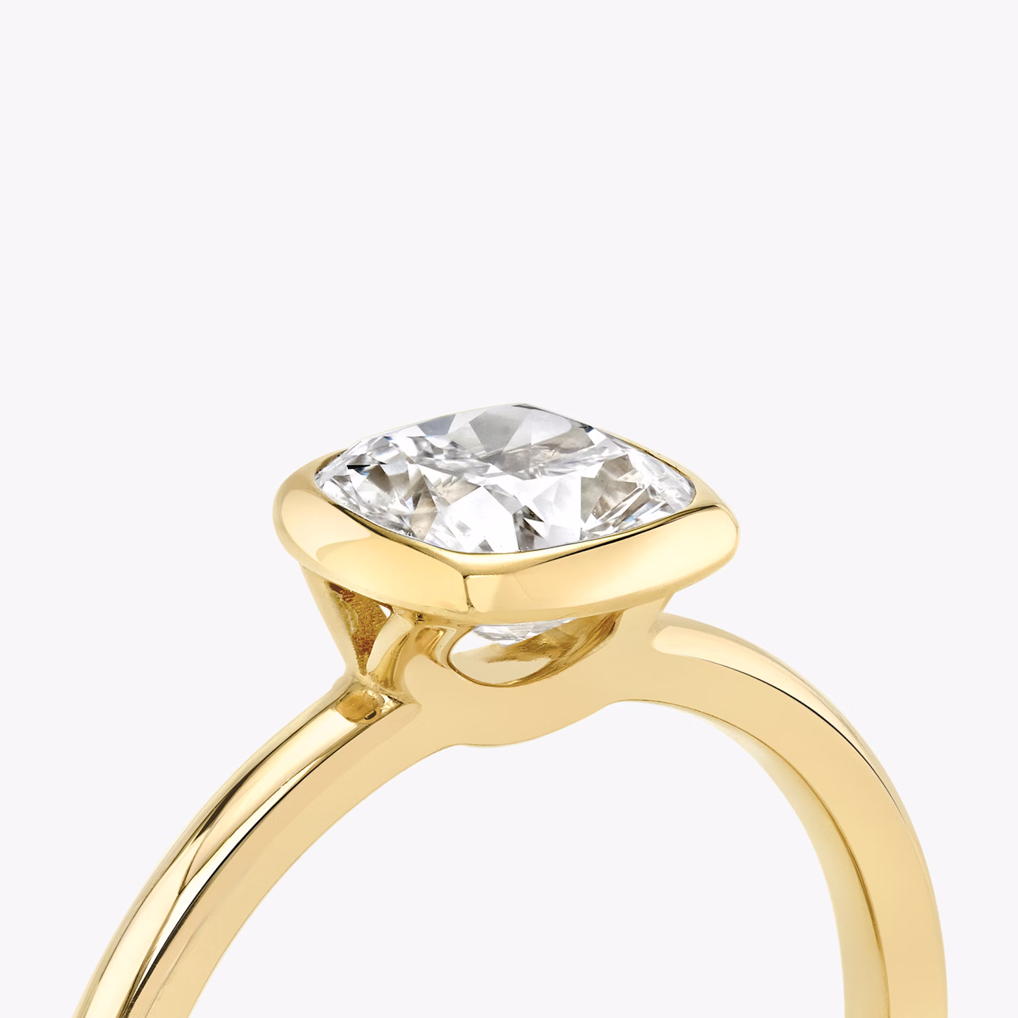 The Signature Bezel | Cushion | 18k | Yellow Gold | bandAccent: Plain | diamondOrientation: vertical | caratWeight: other