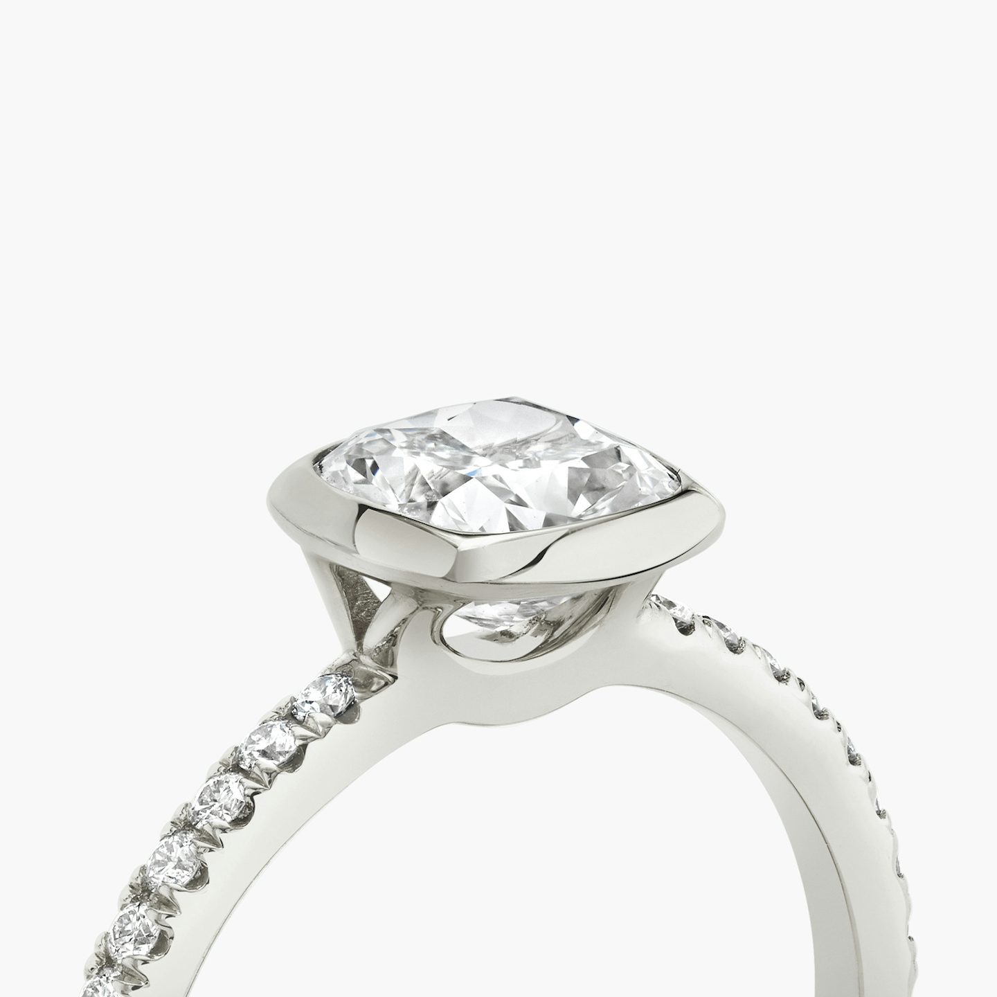 The Signature Bezel | Cushion | 18k | White Gold | bandAccent: Pavé | diamondOrientation: vertical | caratWeight: other