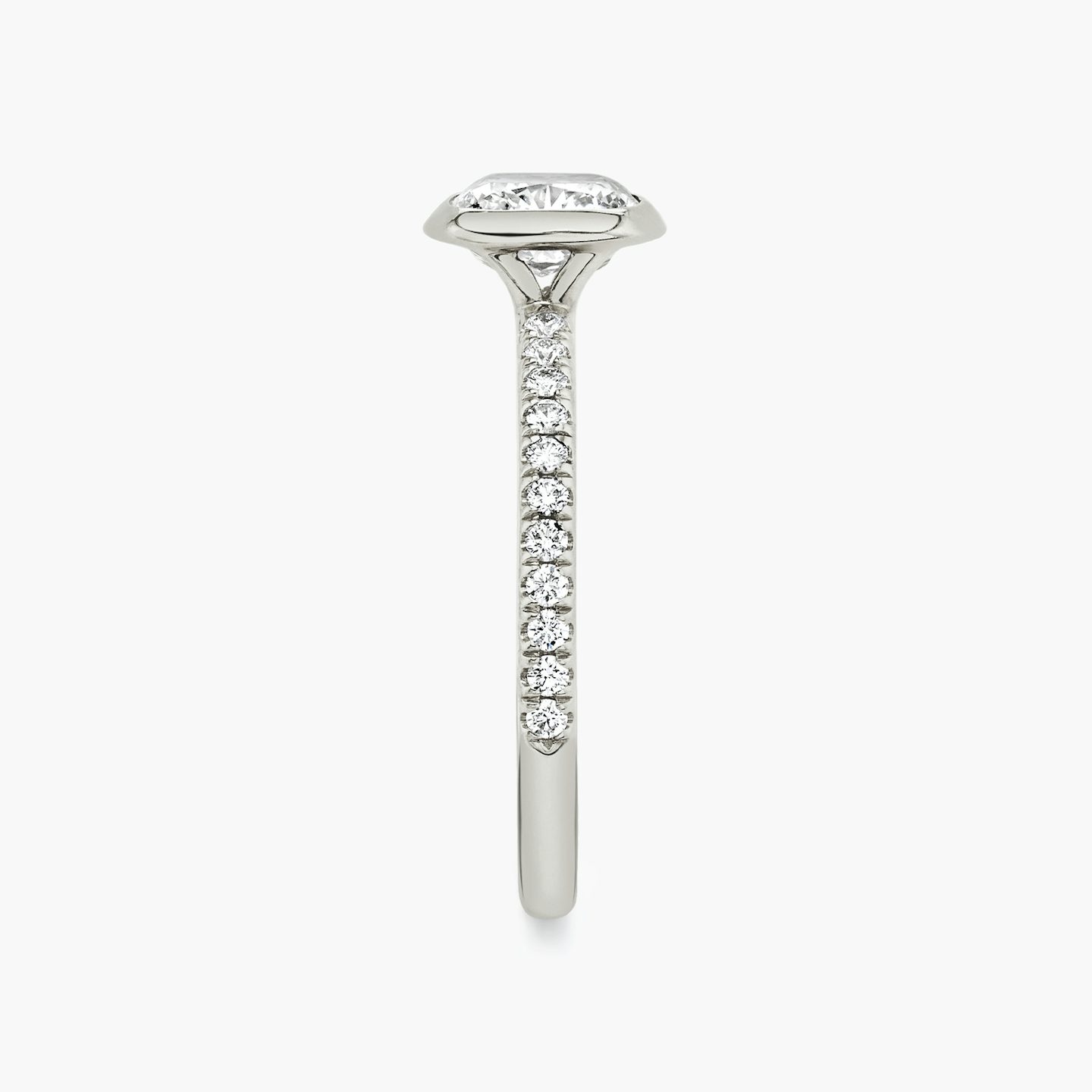 The Signature Bezel | Cushion | 18k | White Gold | bandAccent: Pavé | diamondOrientation: vertical | caratWeight: other