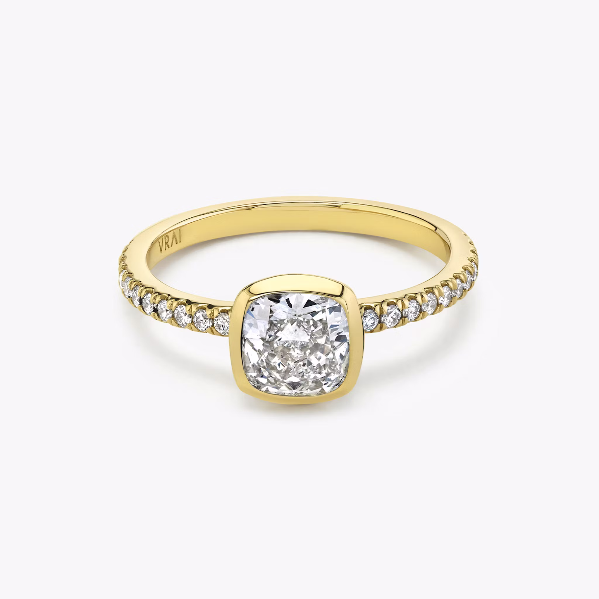 The Signature Bezel Cushion | Yellow Gold