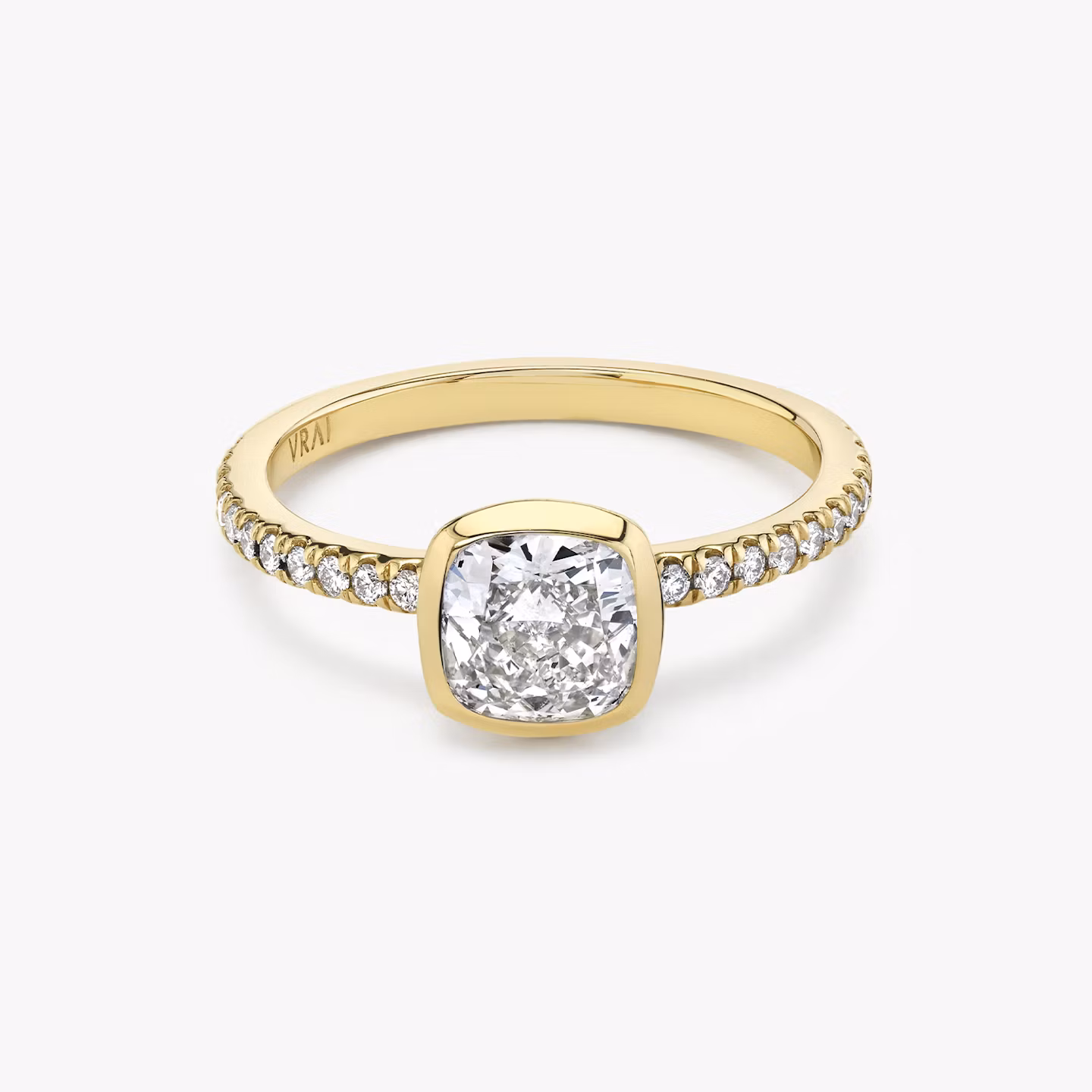 The Signature Bezel | Cushion | 18k | Yellow Gold | bandAccent: Pavé | diamondOrientation: vertical | caratWeight: other