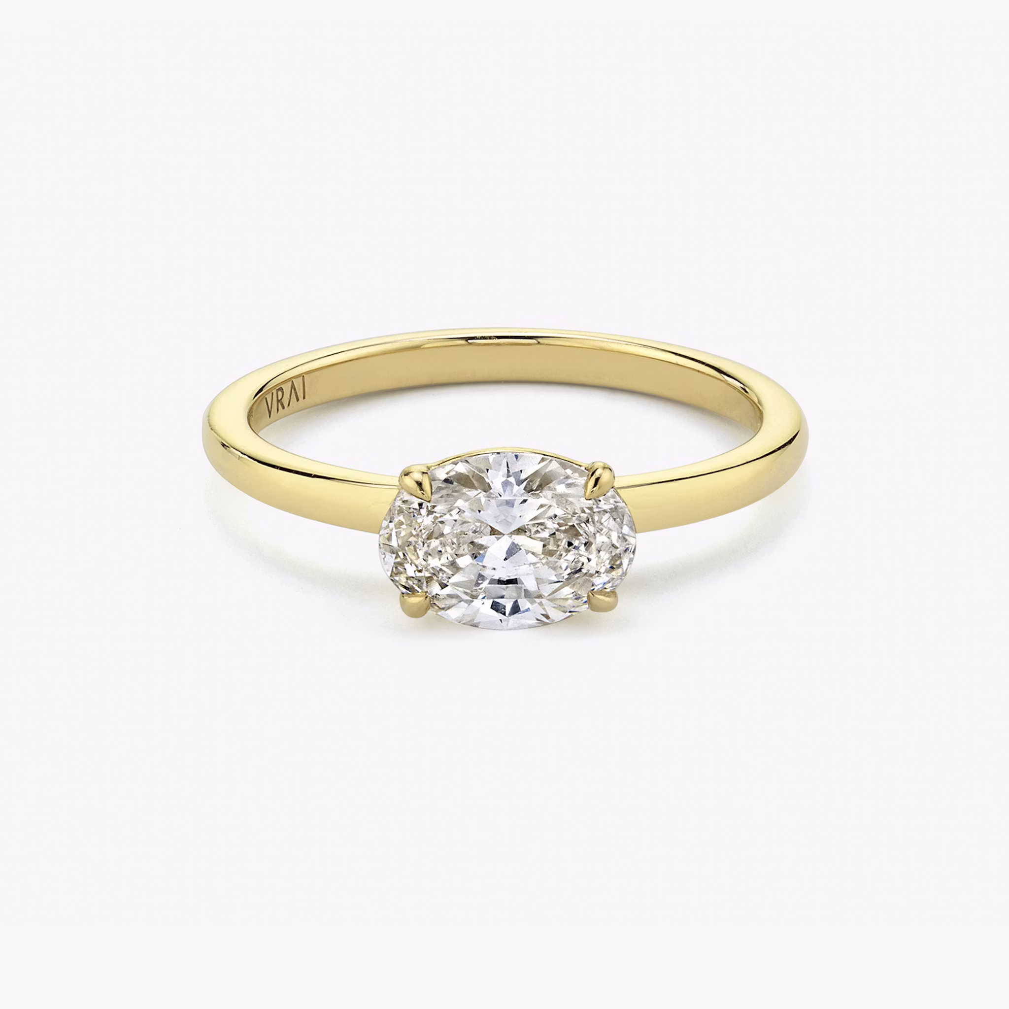 The Signature Oval | Yellow Gold