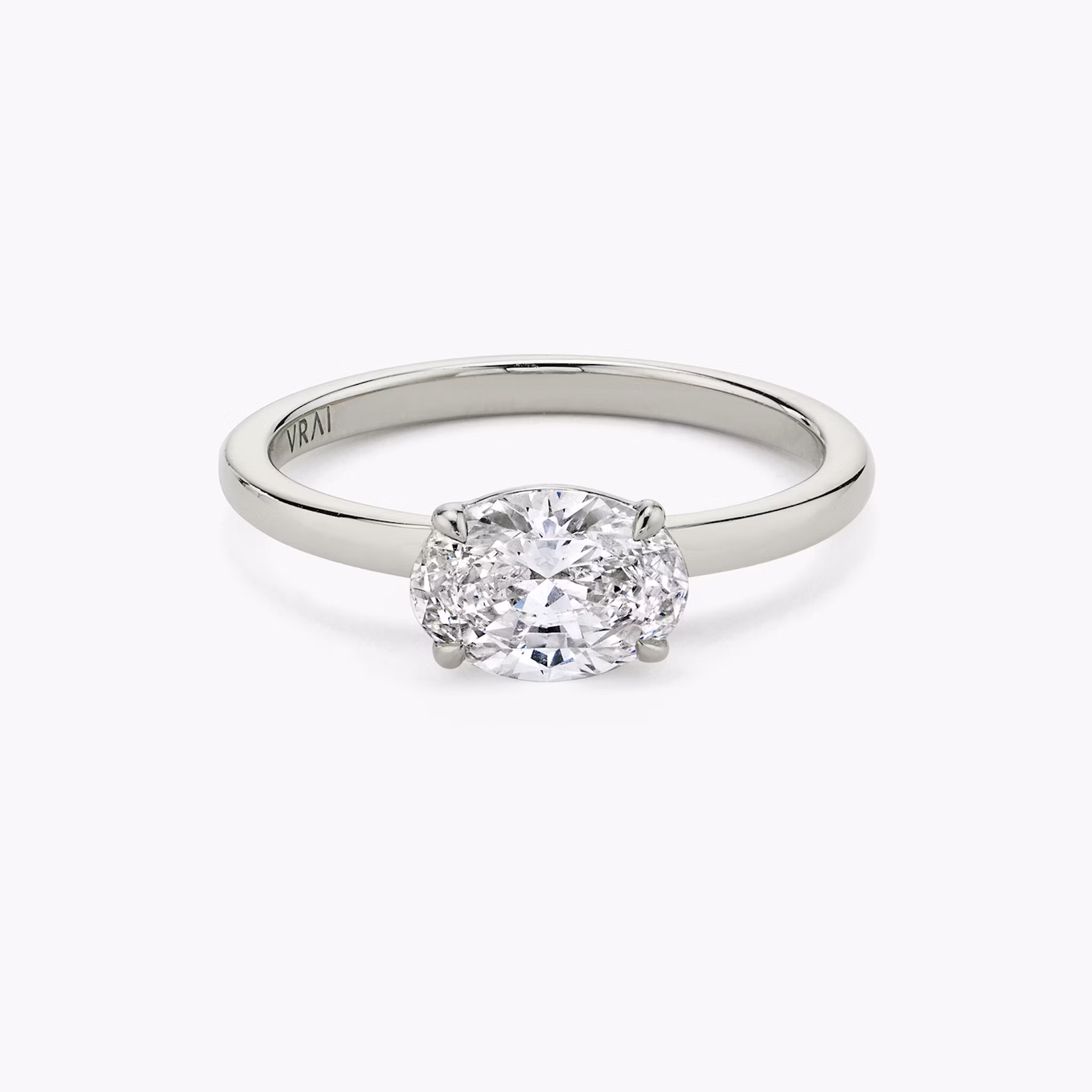 The Signature Oval | White Gold