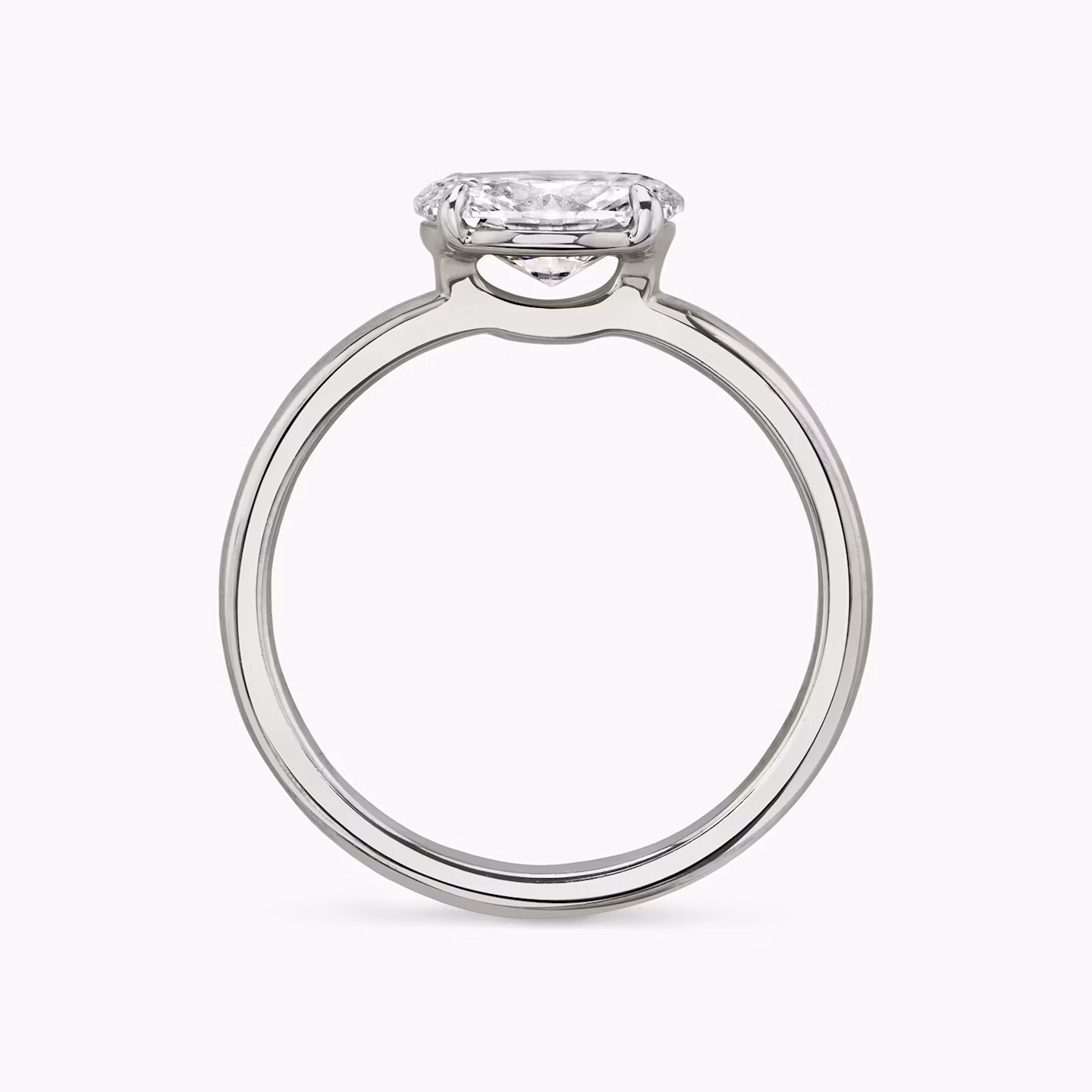 The Signature | Oval | 18k | White Gold | bandAccent: Plain | bandWidth: standard | diamondOrientation: horizontal | hiddenHalo: no | caratWeight: other