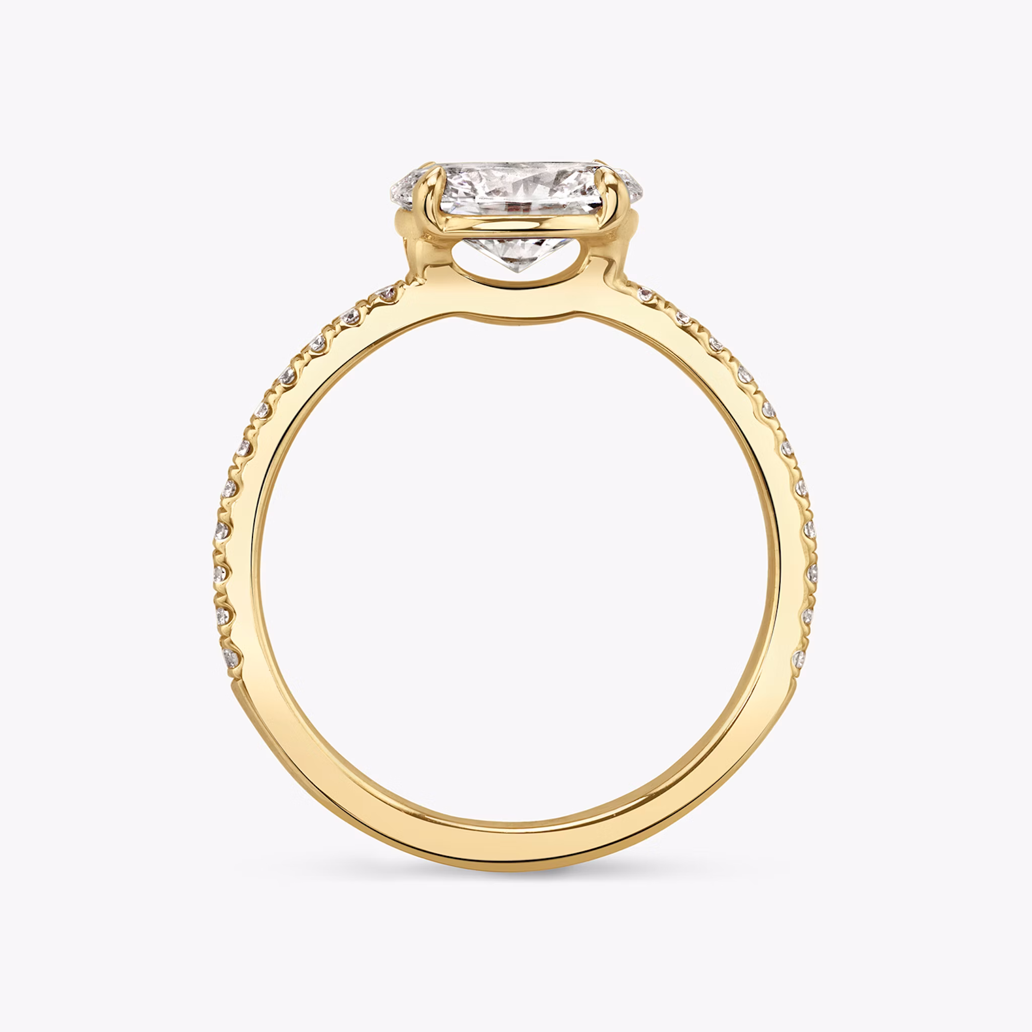 The Signature | Oval | 18k | Yellow Gold | bandAccent: Pavé | bandWidth: standard | diamondOrientation: horizontal | hiddenHalo: no | caratWeight: other
