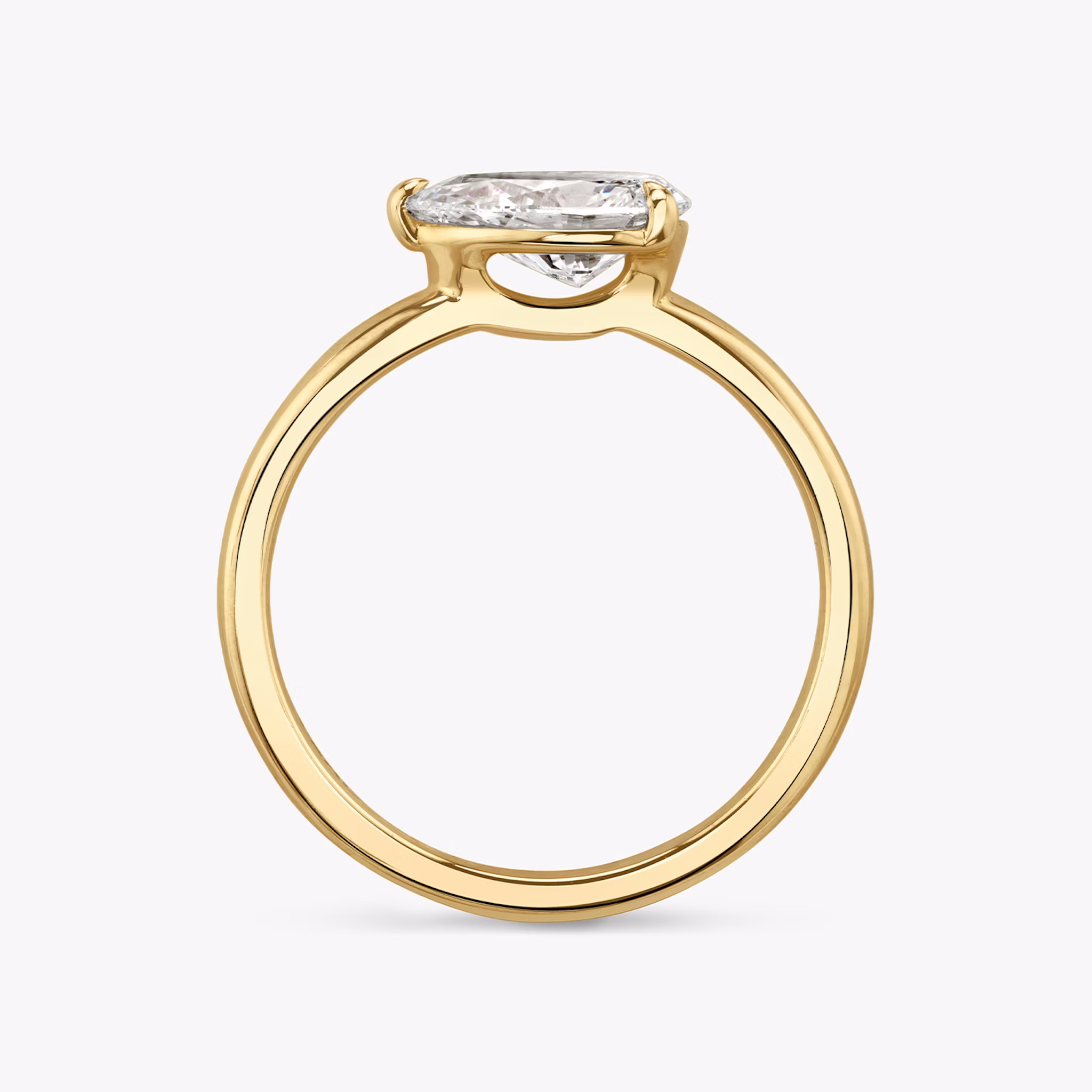 The Signature | Pear | 18k | Yellow Gold | bandAccent: Plain | bandWidth: standard | diamondOrientation: horizontal | hiddenHalo: no | caratWeight: other