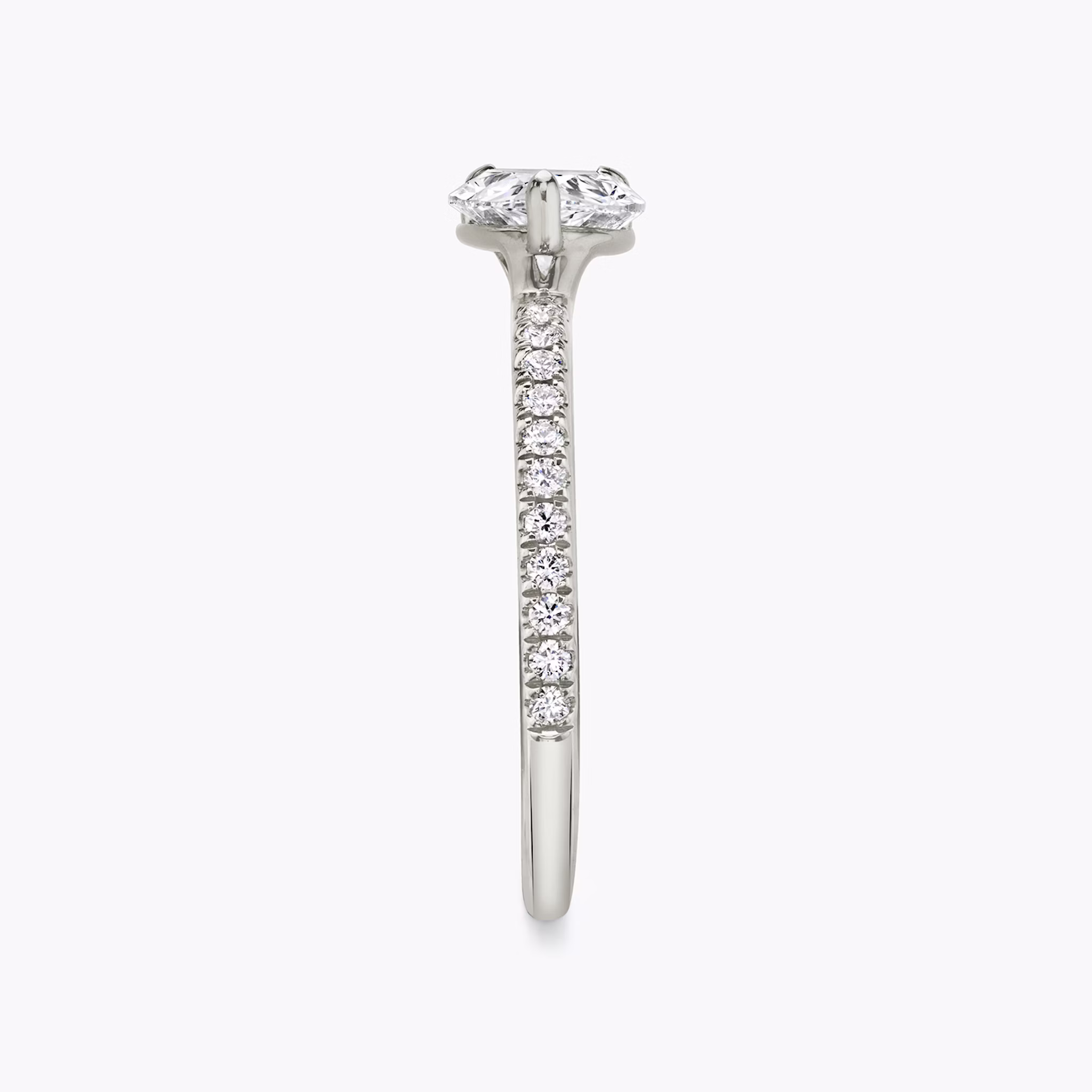 The Signature | Pear | 18k | White Gold | bandAccent: Pavé | bandWidth: standard | diamondOrientation: horizontal | hiddenHalo: no | caratWeight: other