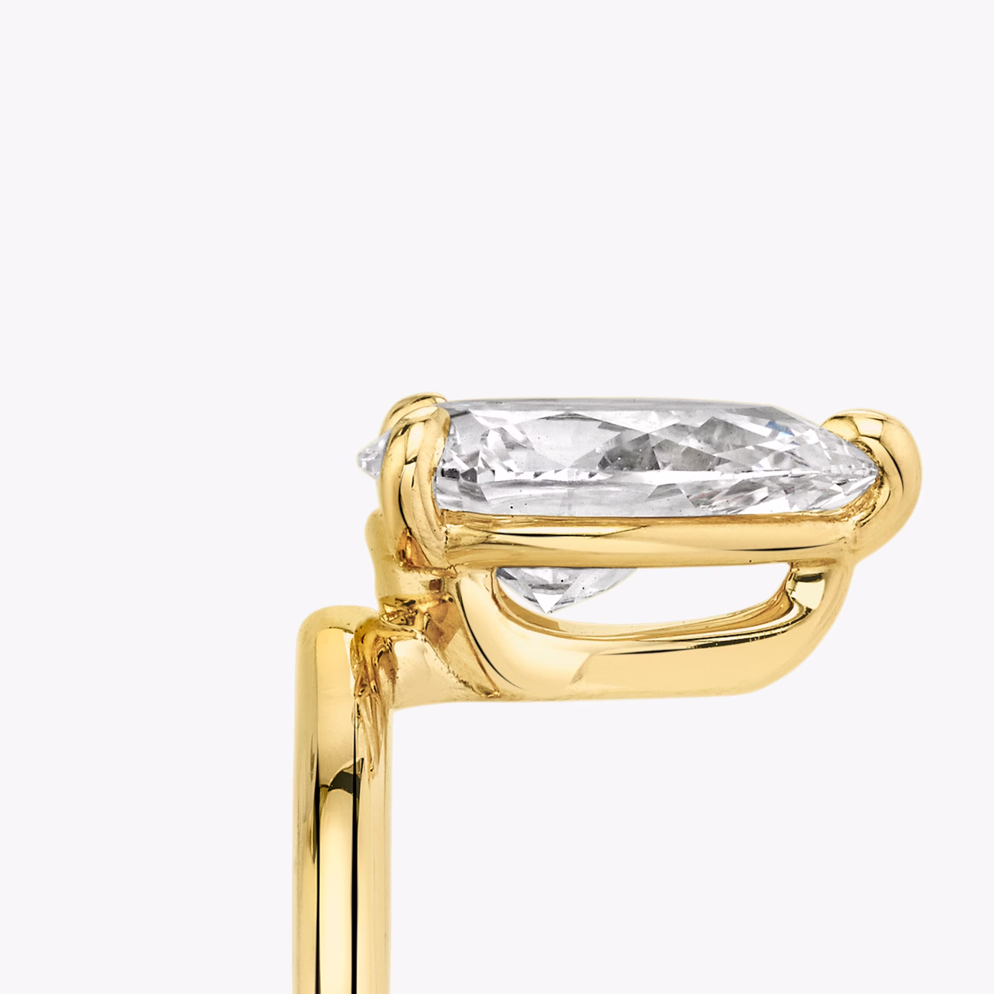 The Hover | Pear | 18k | Yellow Gold | bandAccent: Plain | diamondOrientation: vertical | caratWeight: other