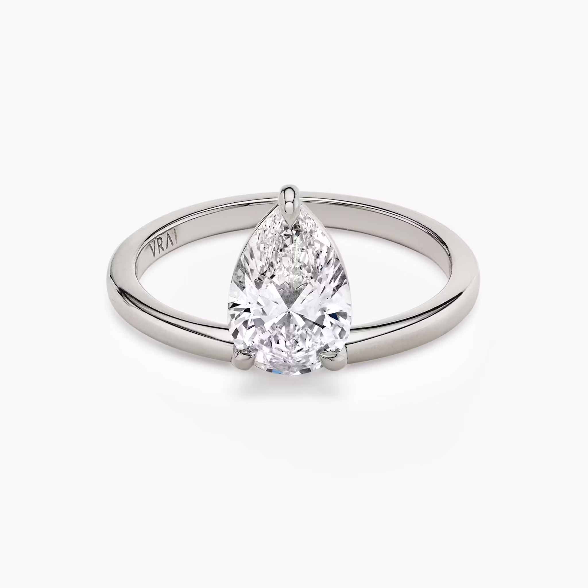 Hover Pear | White Gold