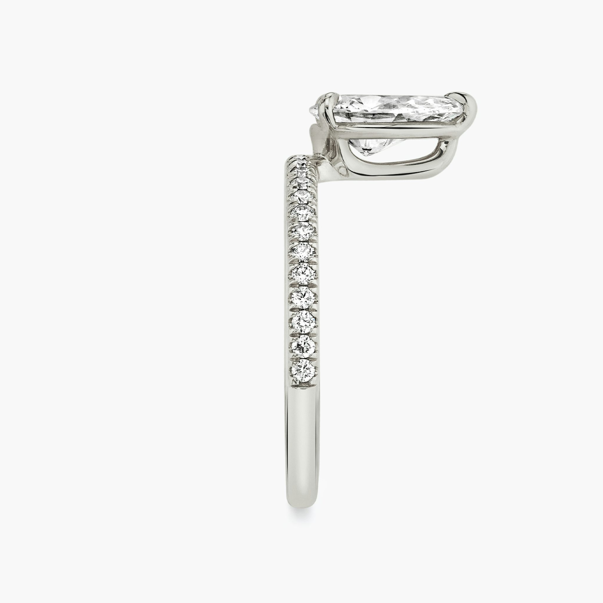The Hover | Pear | 18k | White Gold | bandAccent: Pavé | diamondOrientation: vertical | caratWeight: other
