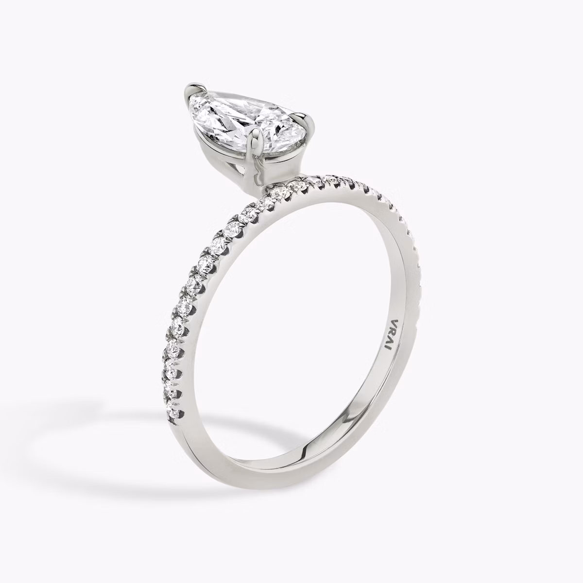 The Hover | Pear | 18k | White Gold | bandAccent: Pavé | diamondOrientation: vertical | caratWeight: other