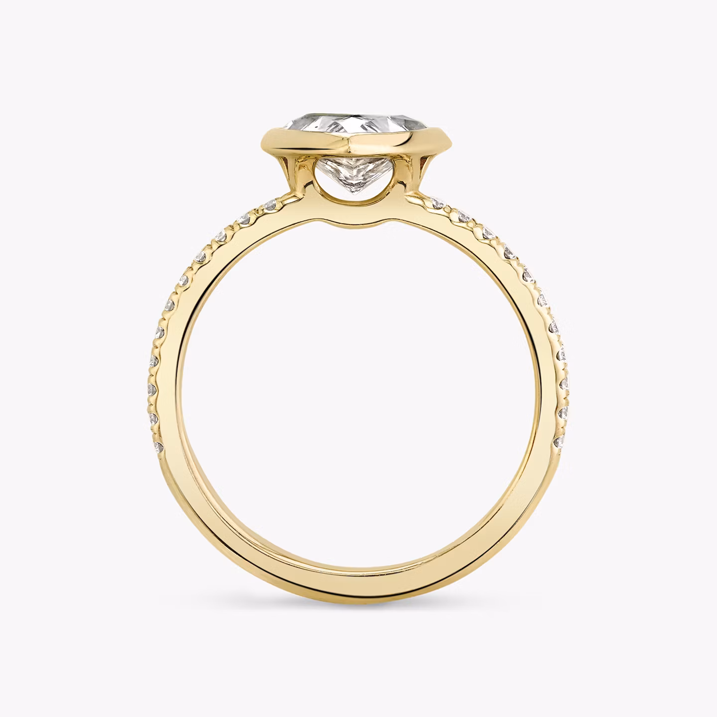 The Signature Bezel | Trillion | 18k | Yellow Gold | bandAccent: Pavé | diamondOrientation: vertical | caratWeight: other
