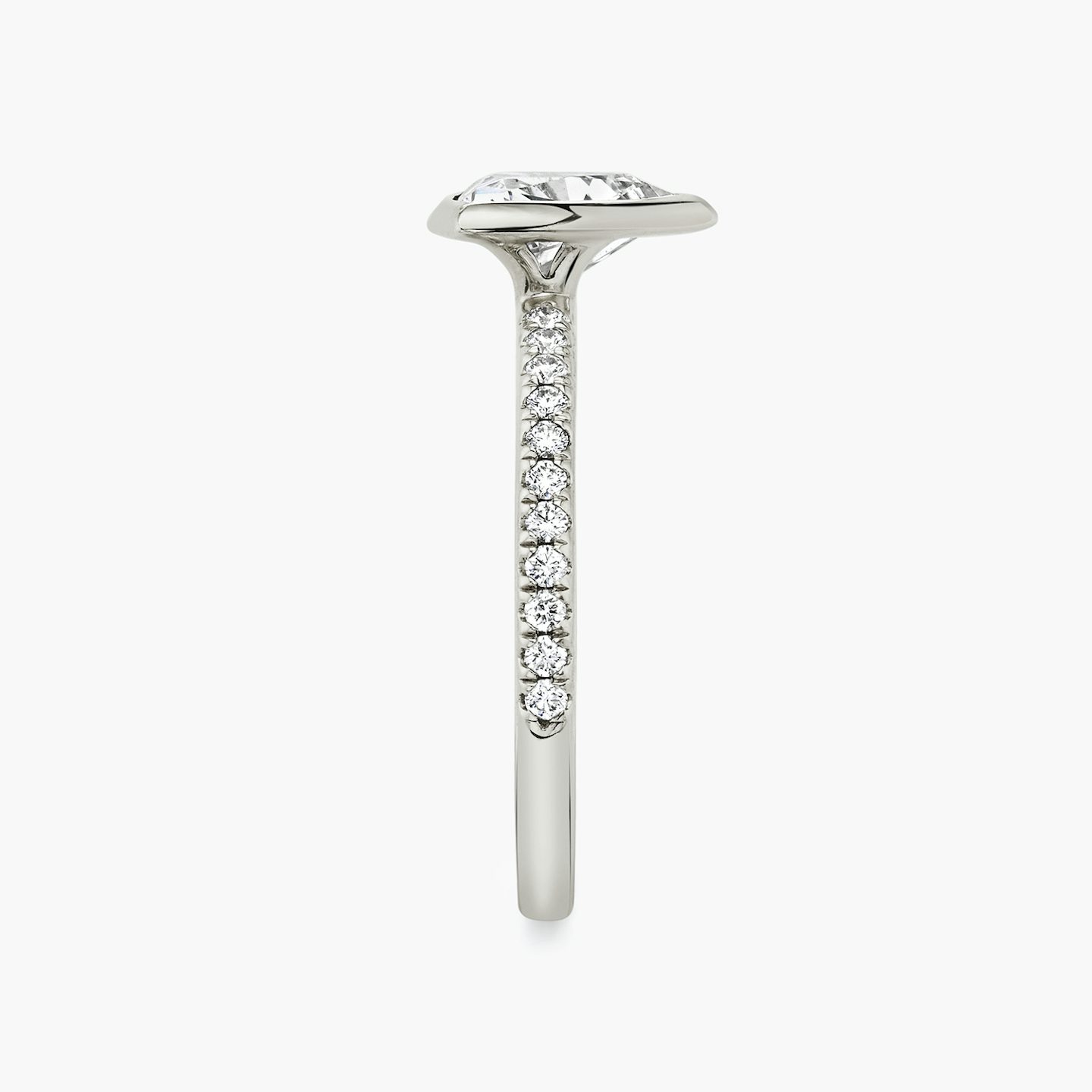The Signature Bezel | Trillion | 18k | White Gold | bandAccent: Pavé | diamondOrientation: horizontal | caratWeight: other