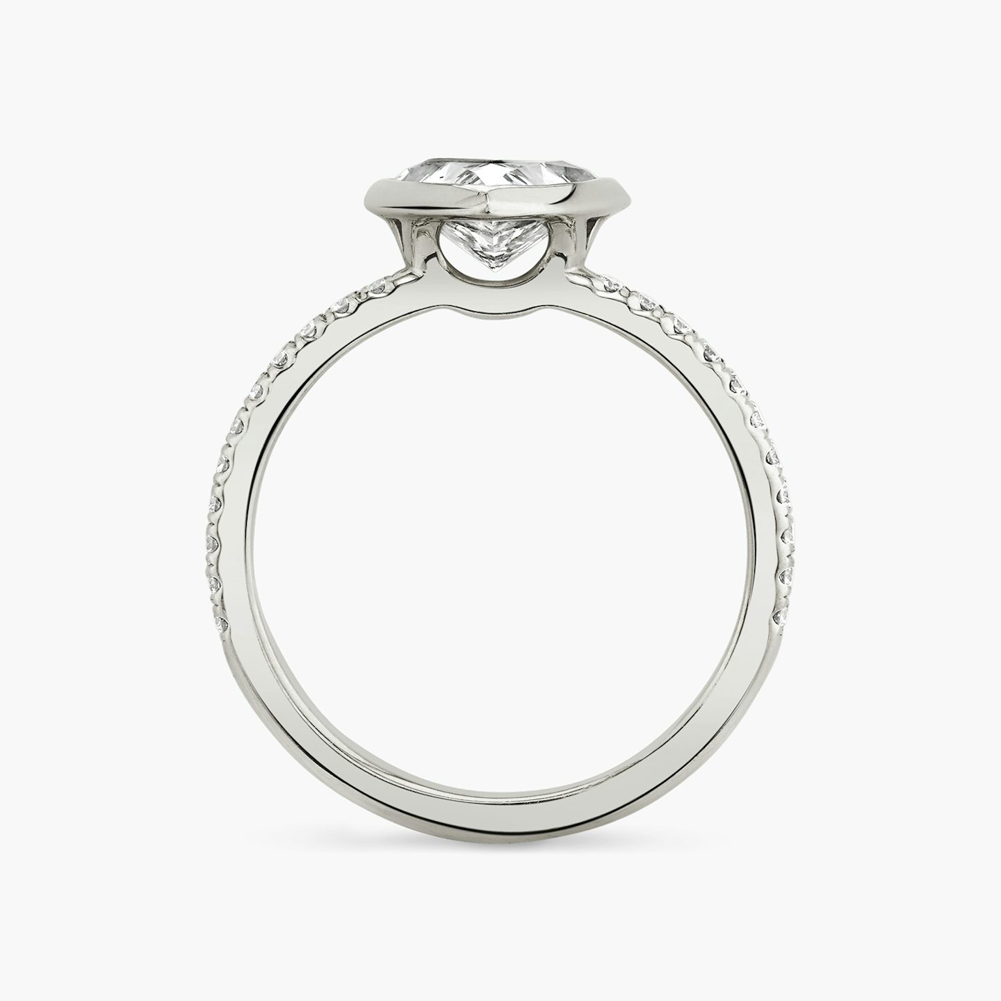 The Signature Bezel | Trillion | 18k | White Gold | bandAccent: Pavé | diamondOrientation: horizontal | caratWeight: other