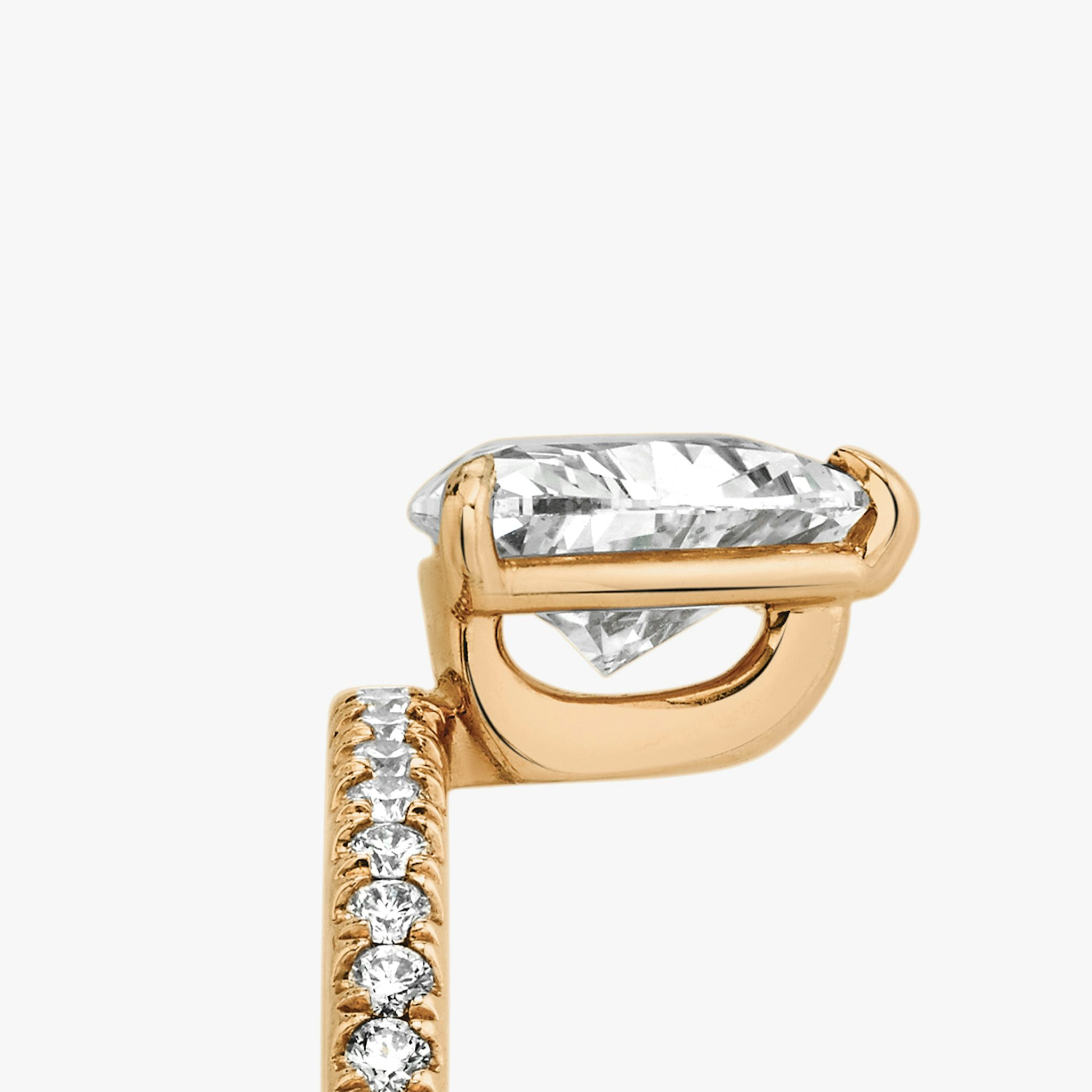 The Hover | Trillion | 14k | Rose Gold | bandAccent: Pavé | diamondOrientation: vertical | caratWeight: other