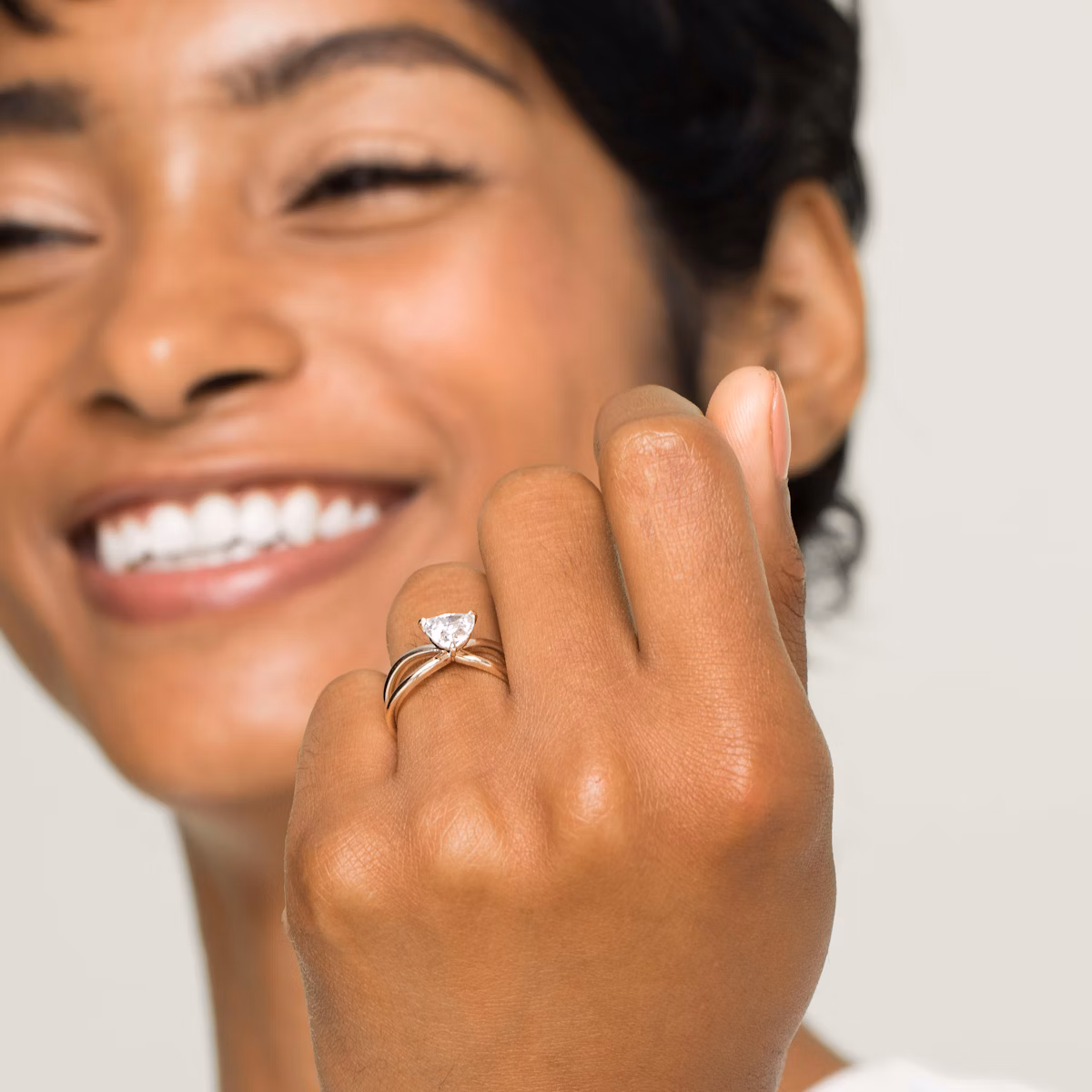 The Duet | Trillion | 18k | Yellow Gold | bandAccent: Plain | diamondOrientation: vertical | caratWeight: other