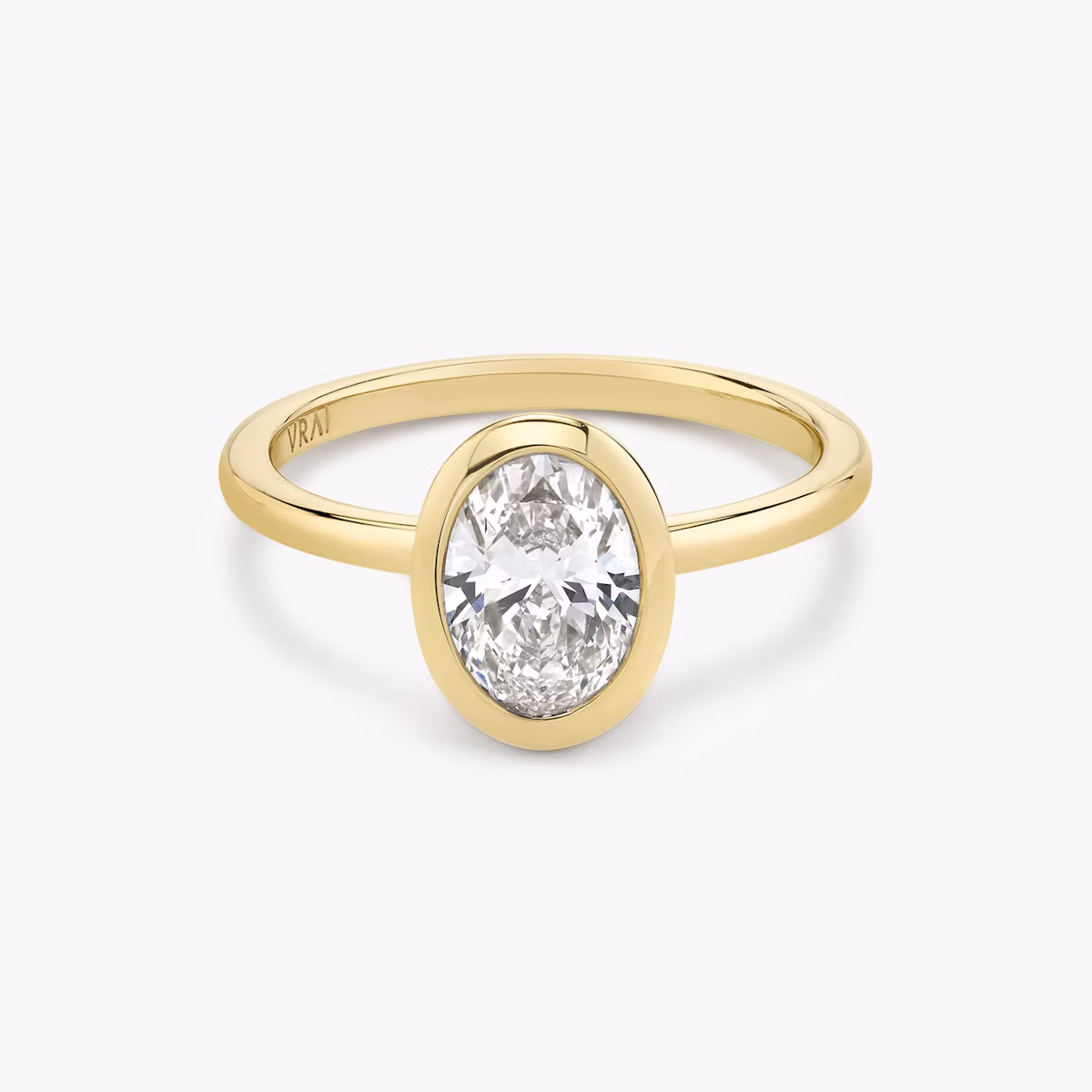Signature Bezel | Oval | 18k | Gelbgold | bandAccent: Ohne Pavé-Besatz | diamondOrientation: vertical | caratWeight: other
