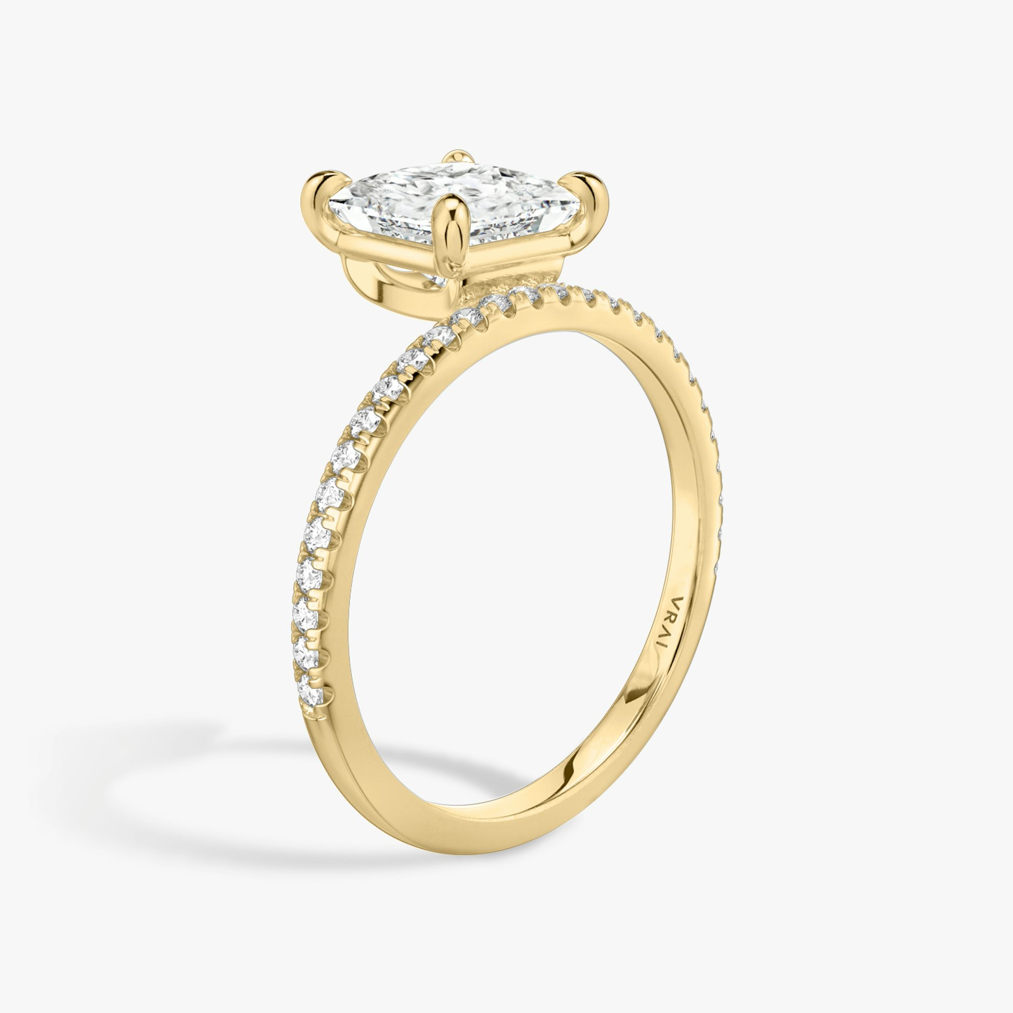 The Hover | Princess | 18k | Yellow Gold | bandAccent: Pavé | diamondOrientation: vertical | caratWeight: other