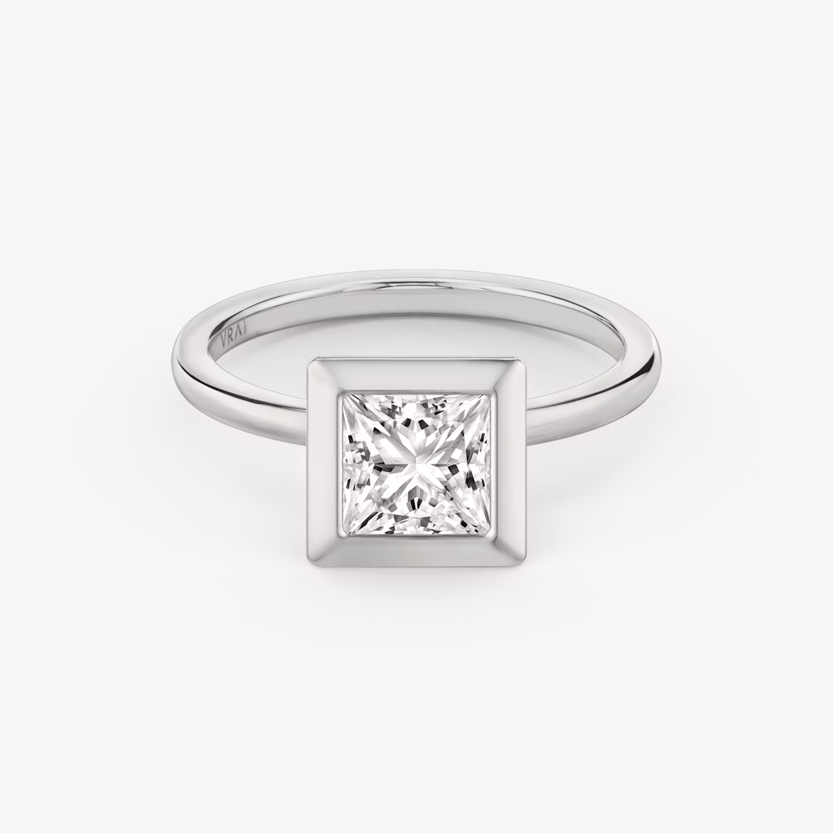 Signature Bezel | Princess | Platin | bandAccent: Ohne Pavé-Besatz | diamondOrientation: vertical | caratWeight: other