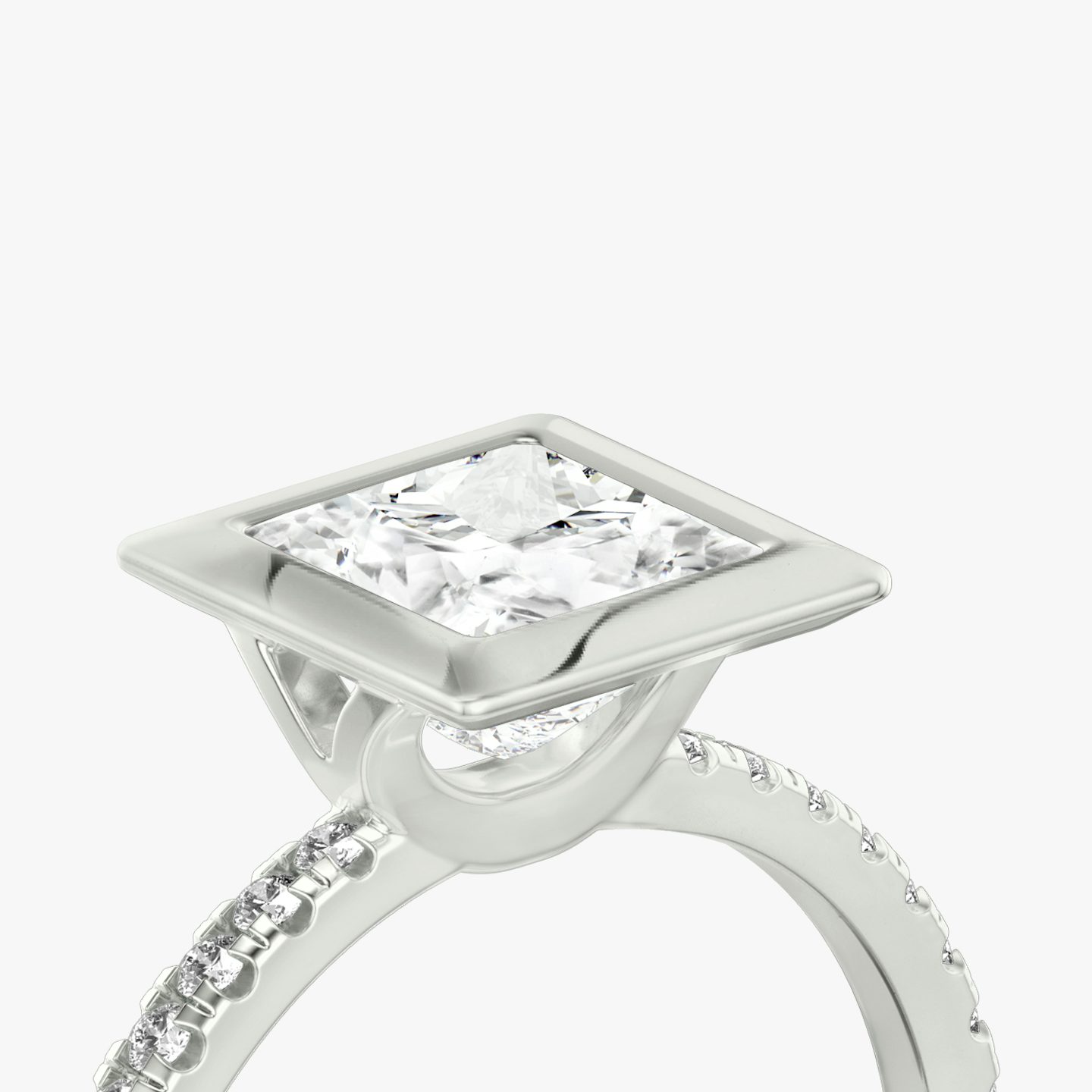 Bague de fiançailles Signature Bezel | Princesse | Platine | bandAccent: Pavé | diamondOrientation: horizontal | caratWeight: other