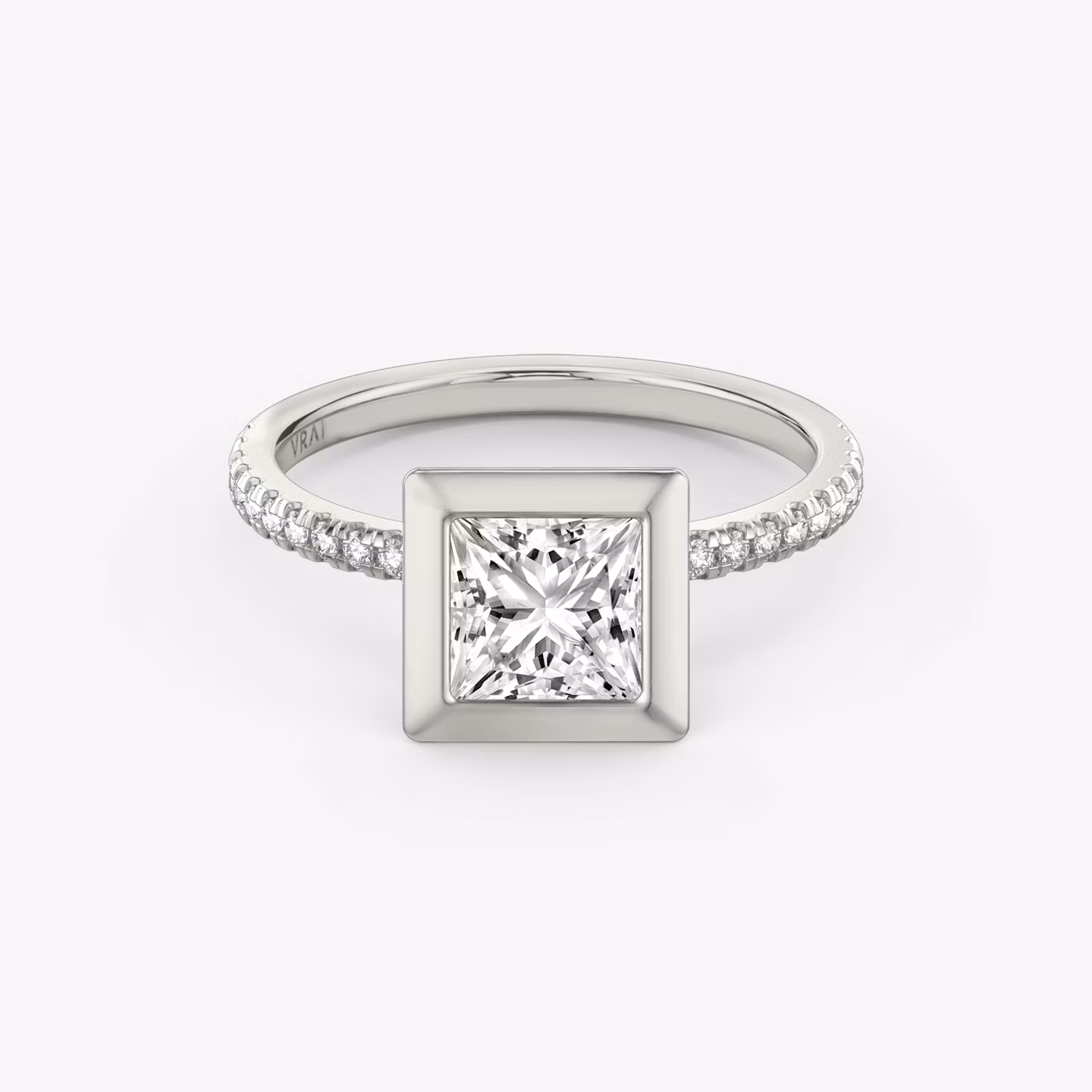 The Signature Bezel Princess | Platinum