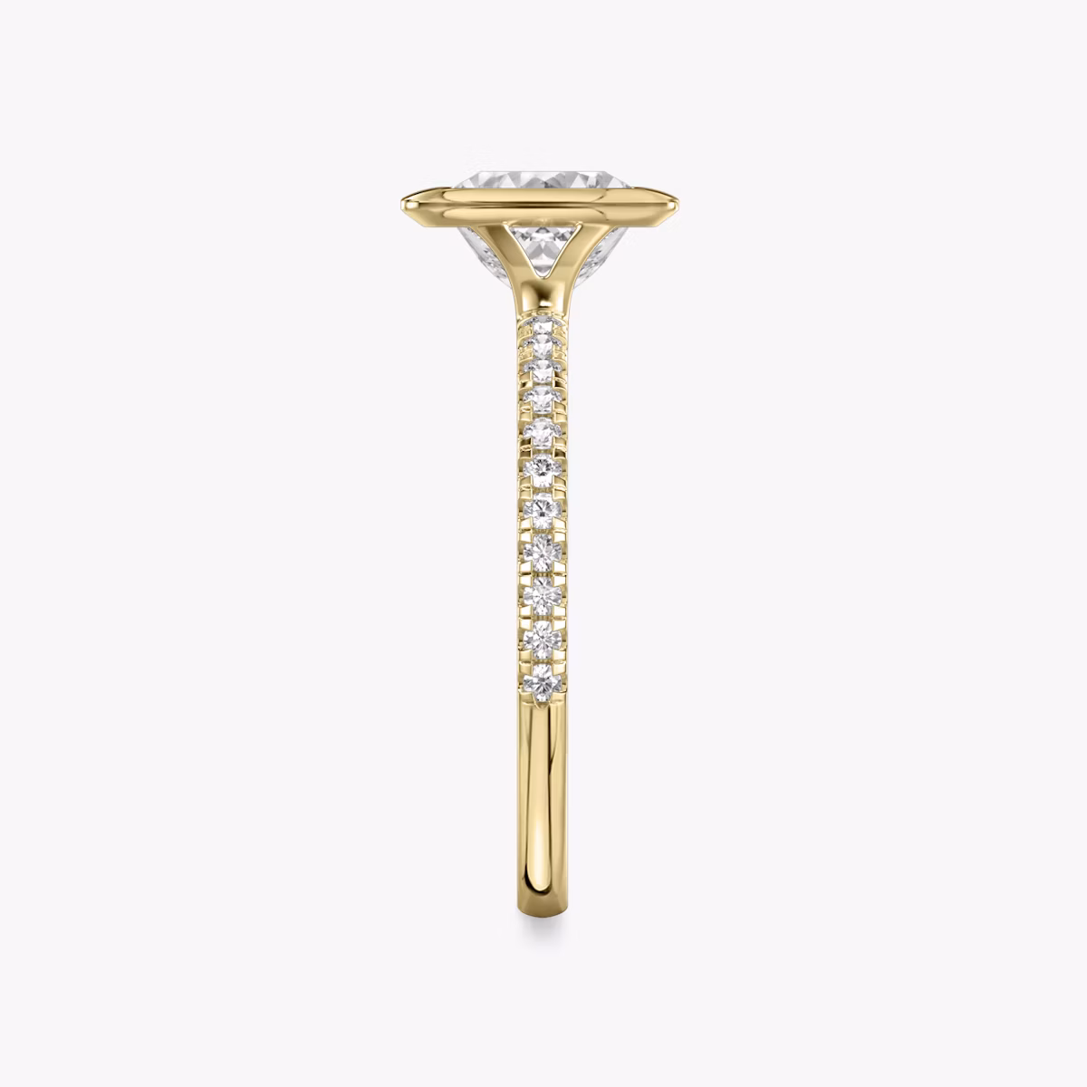 The Signature Bezel | Princess | 18k | Yellow Gold | bandAccent: Pavé | diamondOrientation: vertical | caratWeight: other