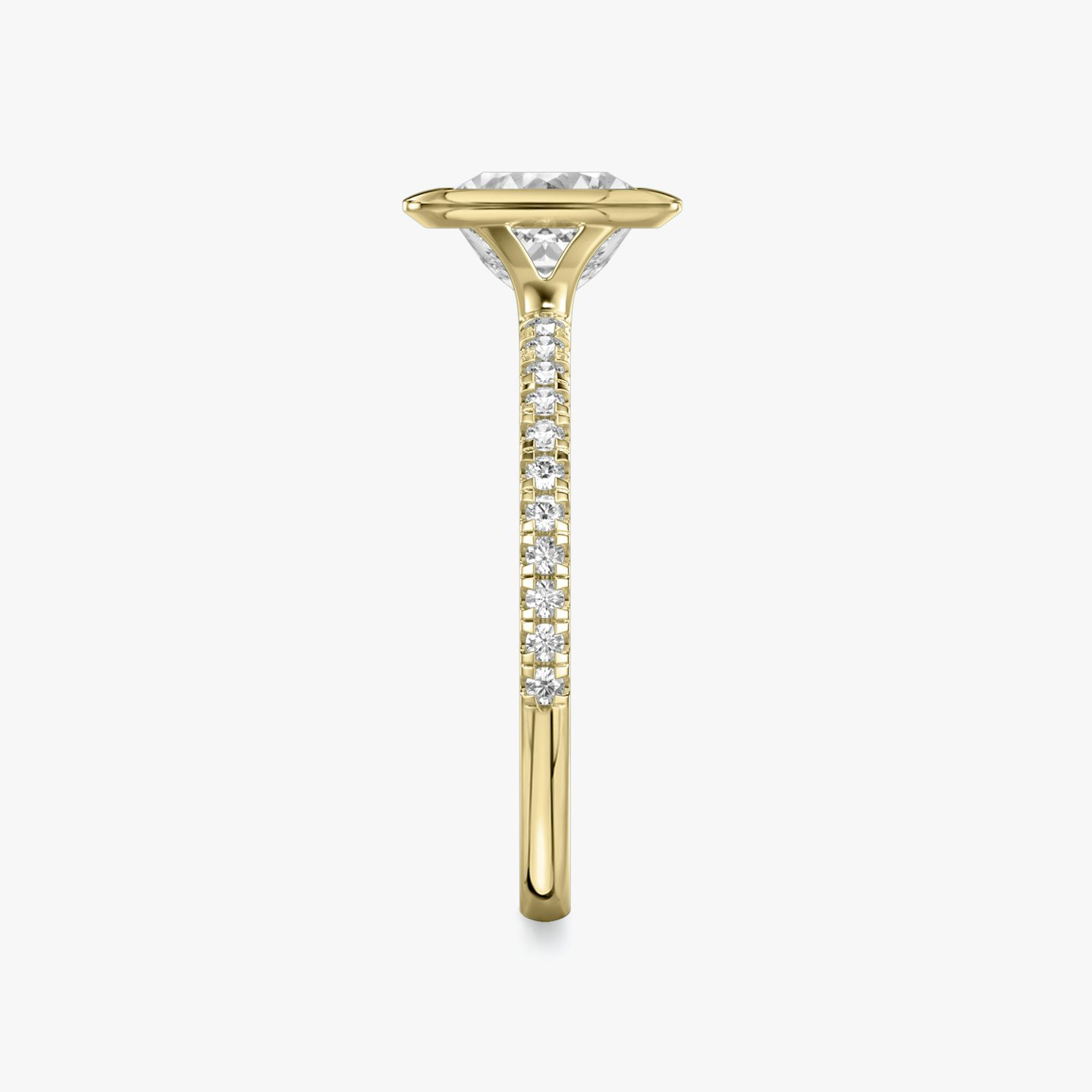 The Signature Bezel | Princess | 18k | Yellow Gold | bandAccent: Pavé | diamondOrientation: horizontal | caratWeight: other